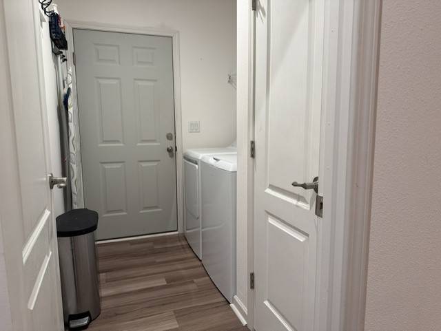 1 owner, 2023 Man. Home, Quartz Counter tops, high ceilings... thumbnail 29
