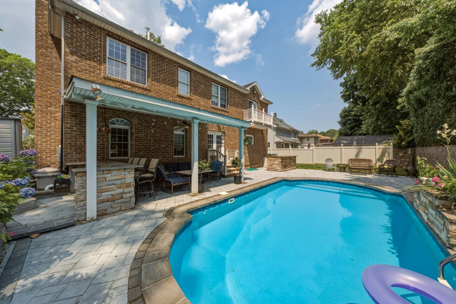174 Kemball Ave