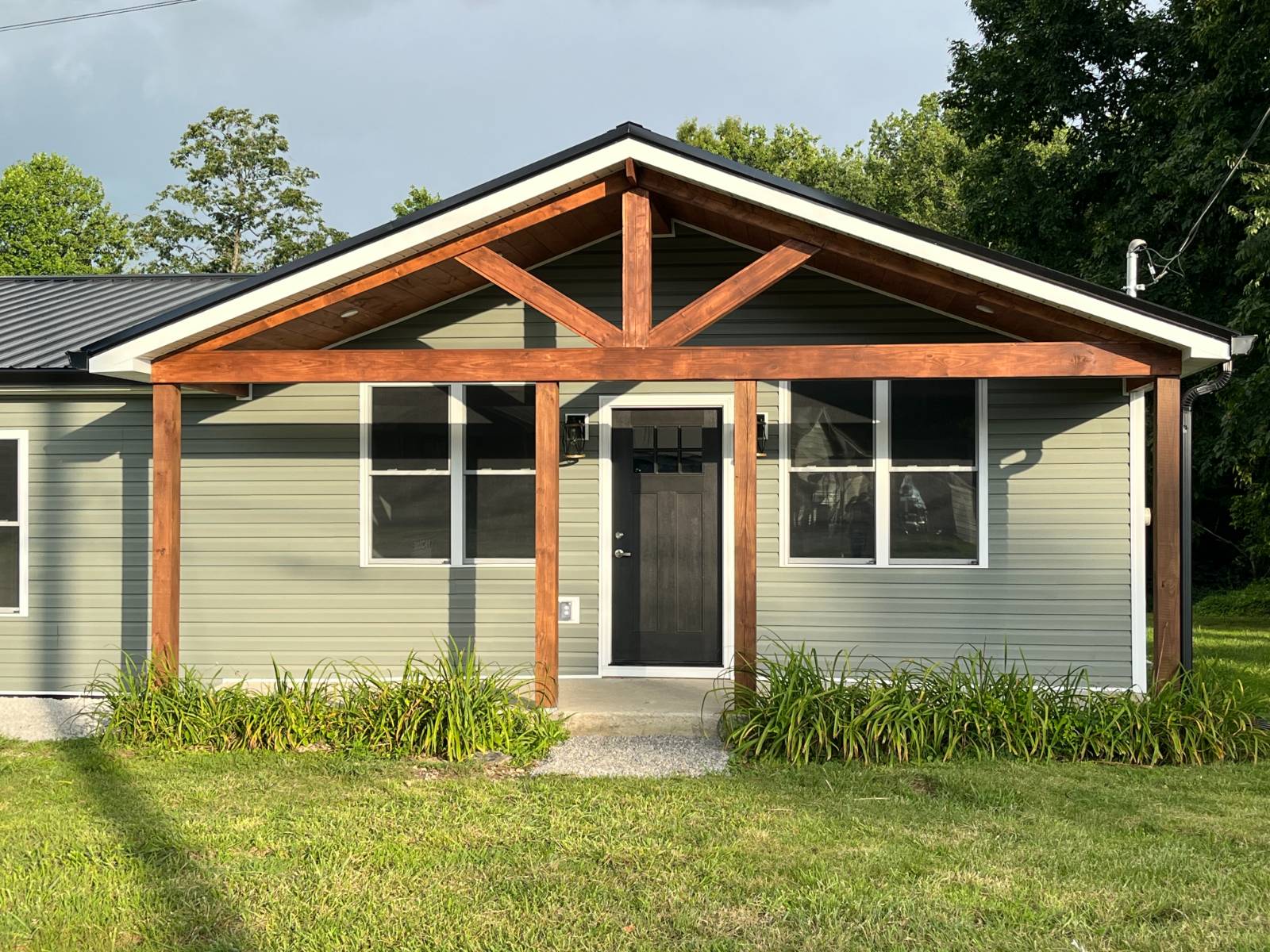 89  Bowman Trail