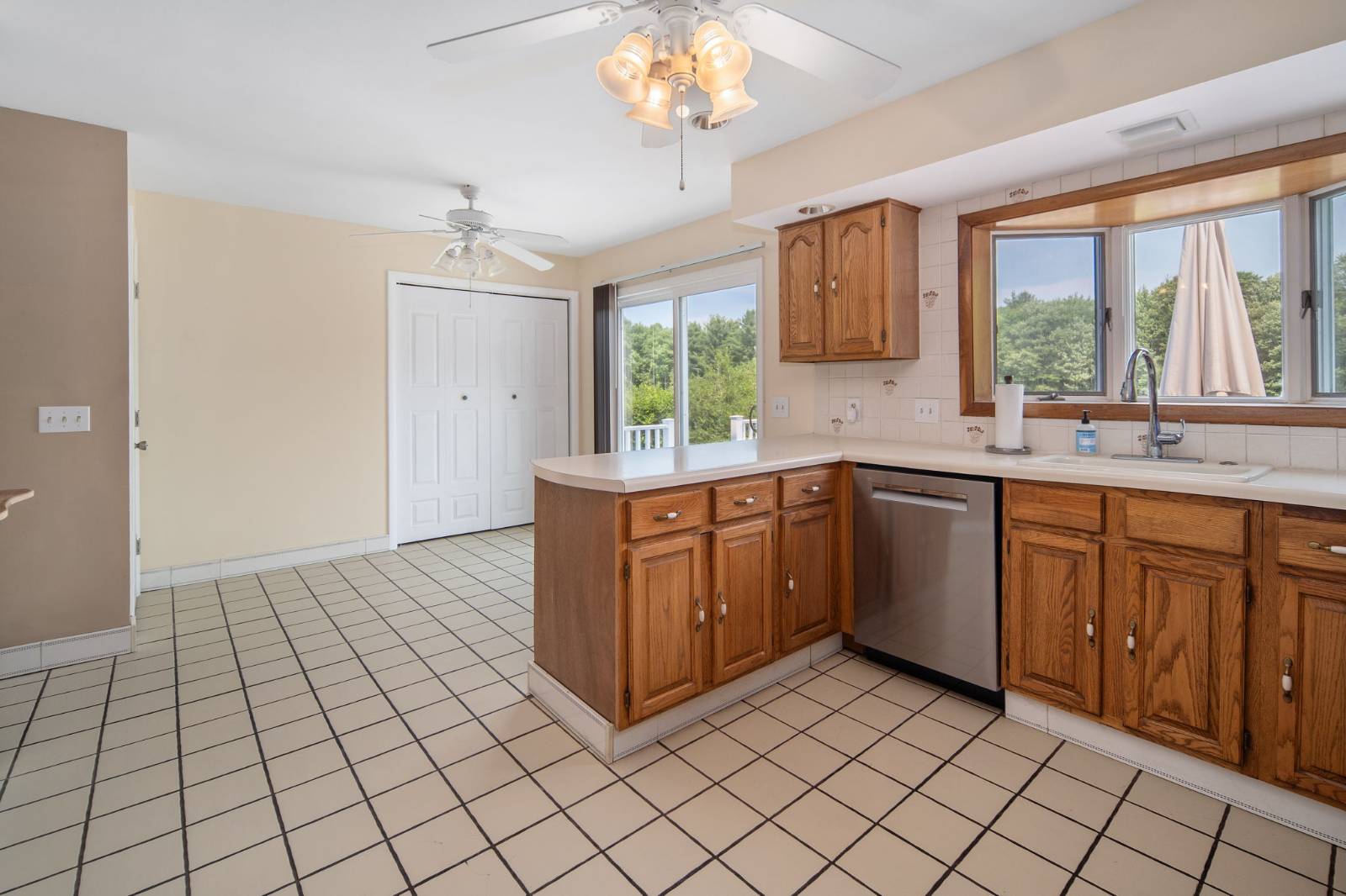 213 Loft Road