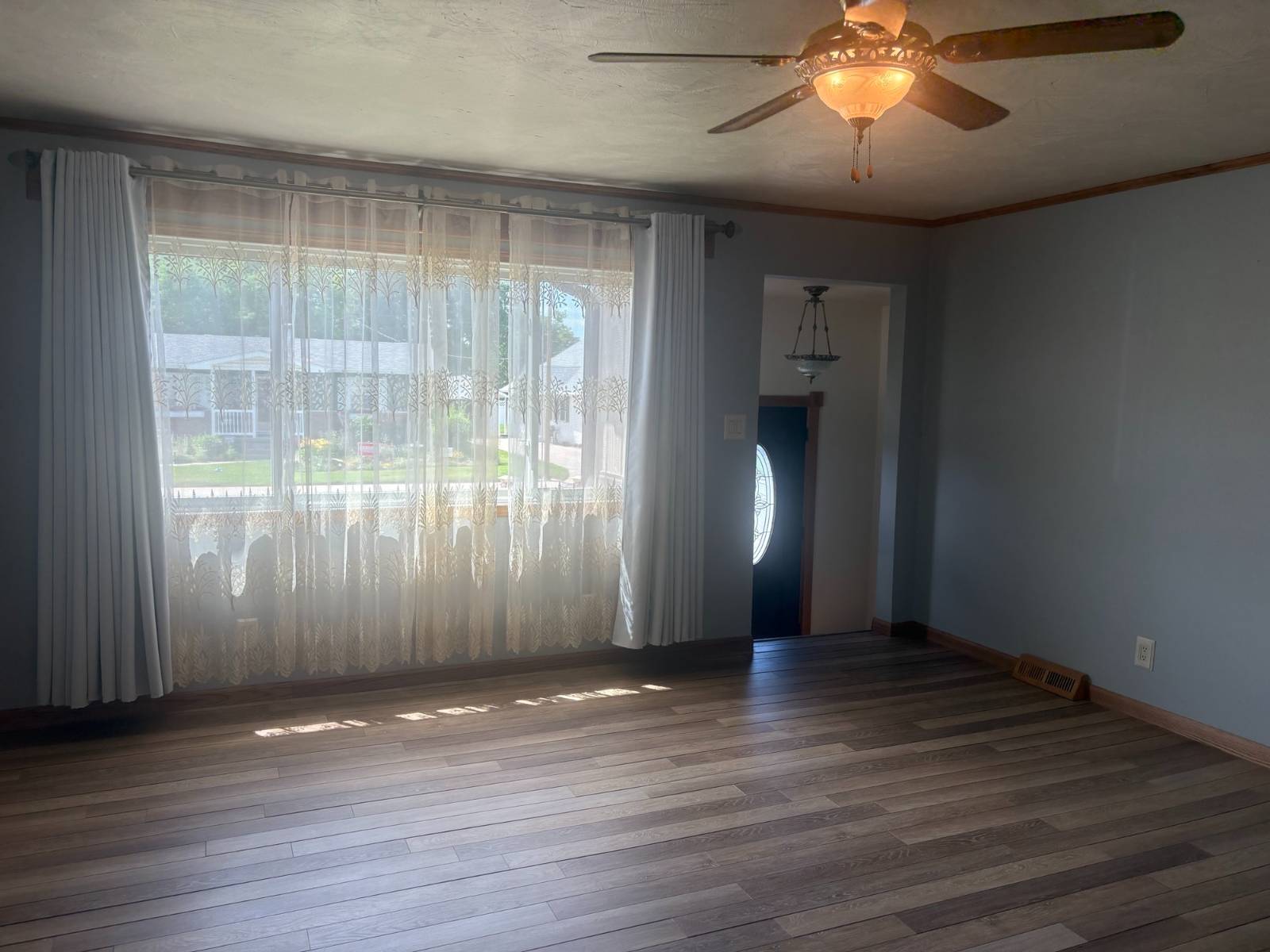 Photo 4 of 25 of home listing at 1223 Yellowstone Ave., Alliance, NE 69301