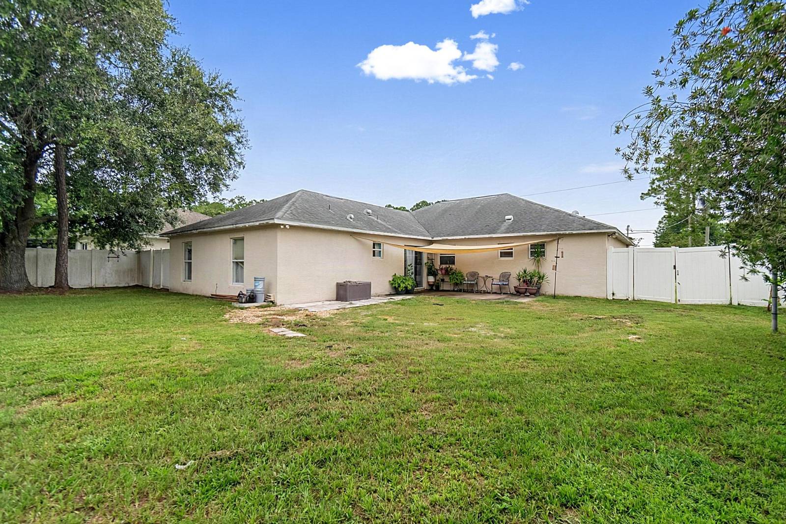 30 Ryder Dr, Palm Coast, FL 32164
