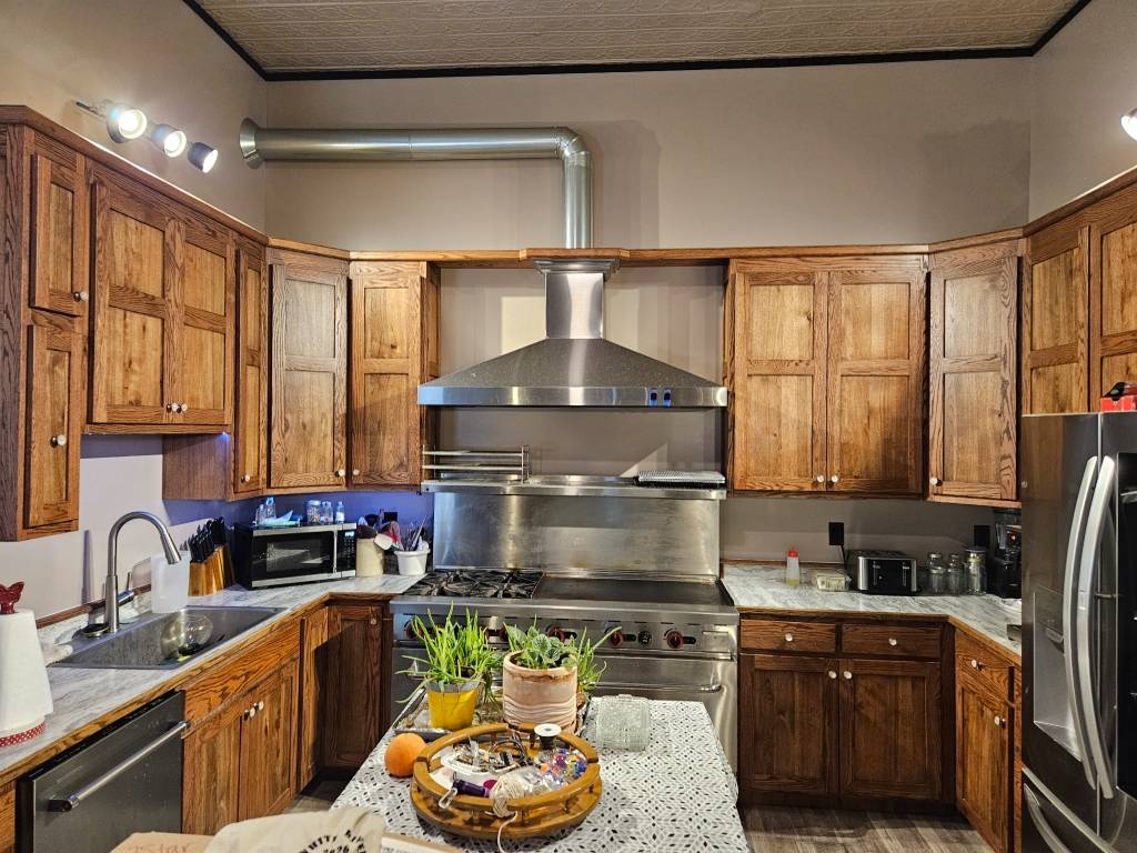 Photo 10 of 25 of commercial property listing at 209 Elm Street, Crawford, NE 69339