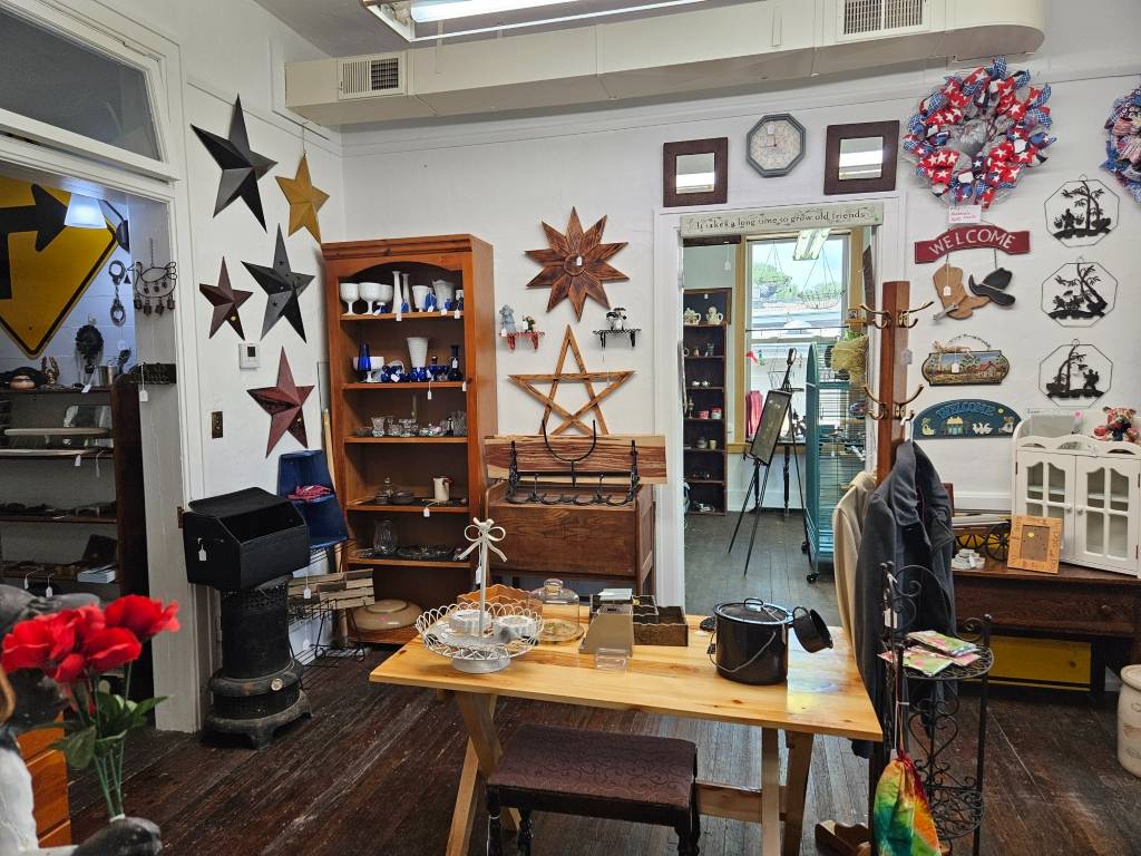 Photo 15 of 25 of commercial property listing at 209 Elm Street, Crawford, NE 69339