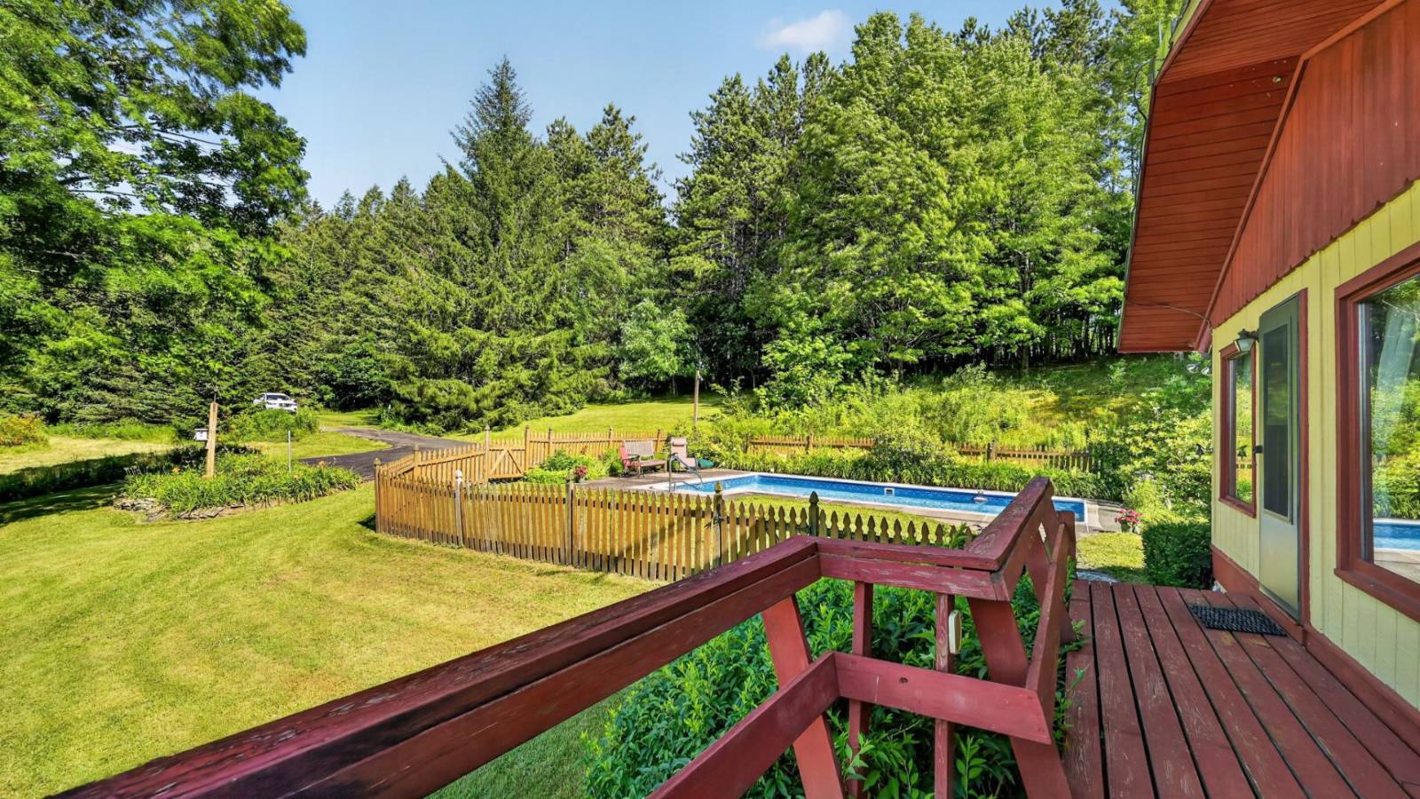 298 Meade Rd