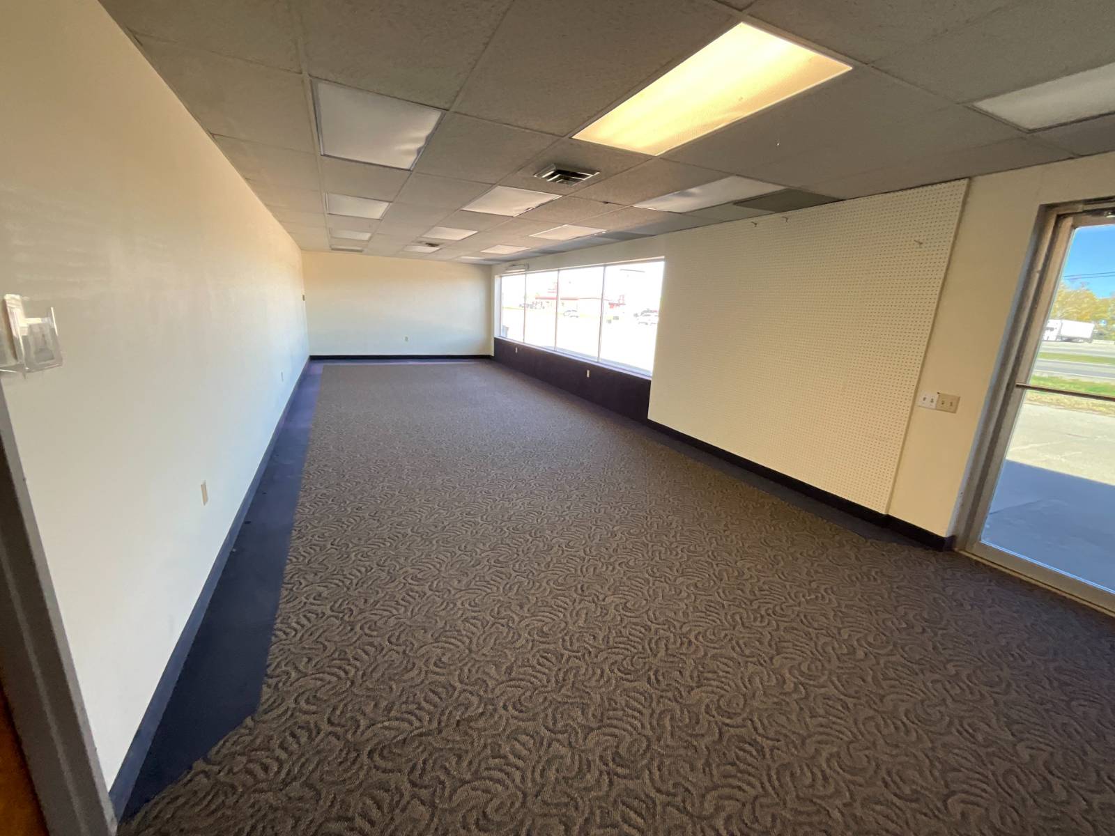 Photo 43 of 50 of commercial property listing at 722 Avenue I, Scottsbluff, NE 69361