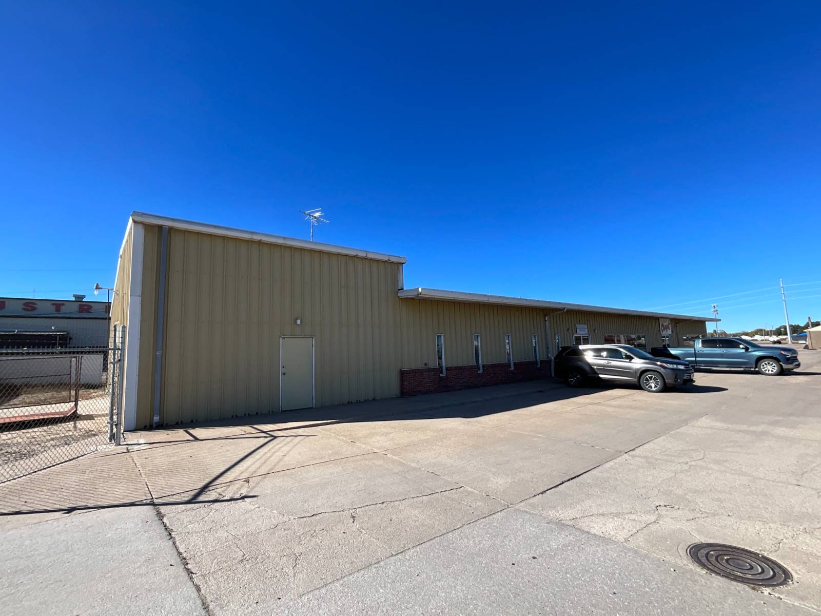 Photo 23 of 50 of commercial property listing at 722 Avenue I, Scottsbluff, NE 69361
