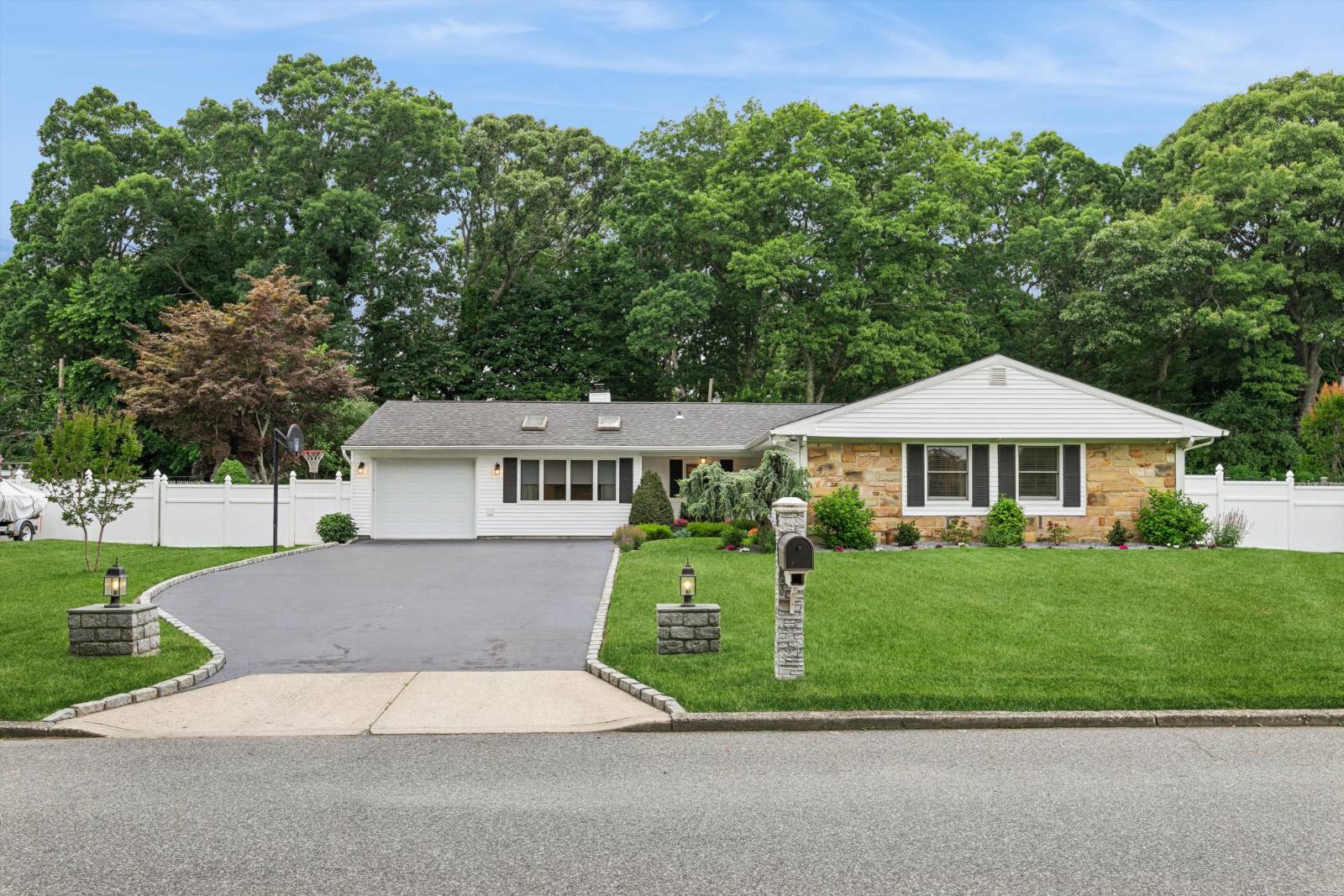 16 Parson Drive