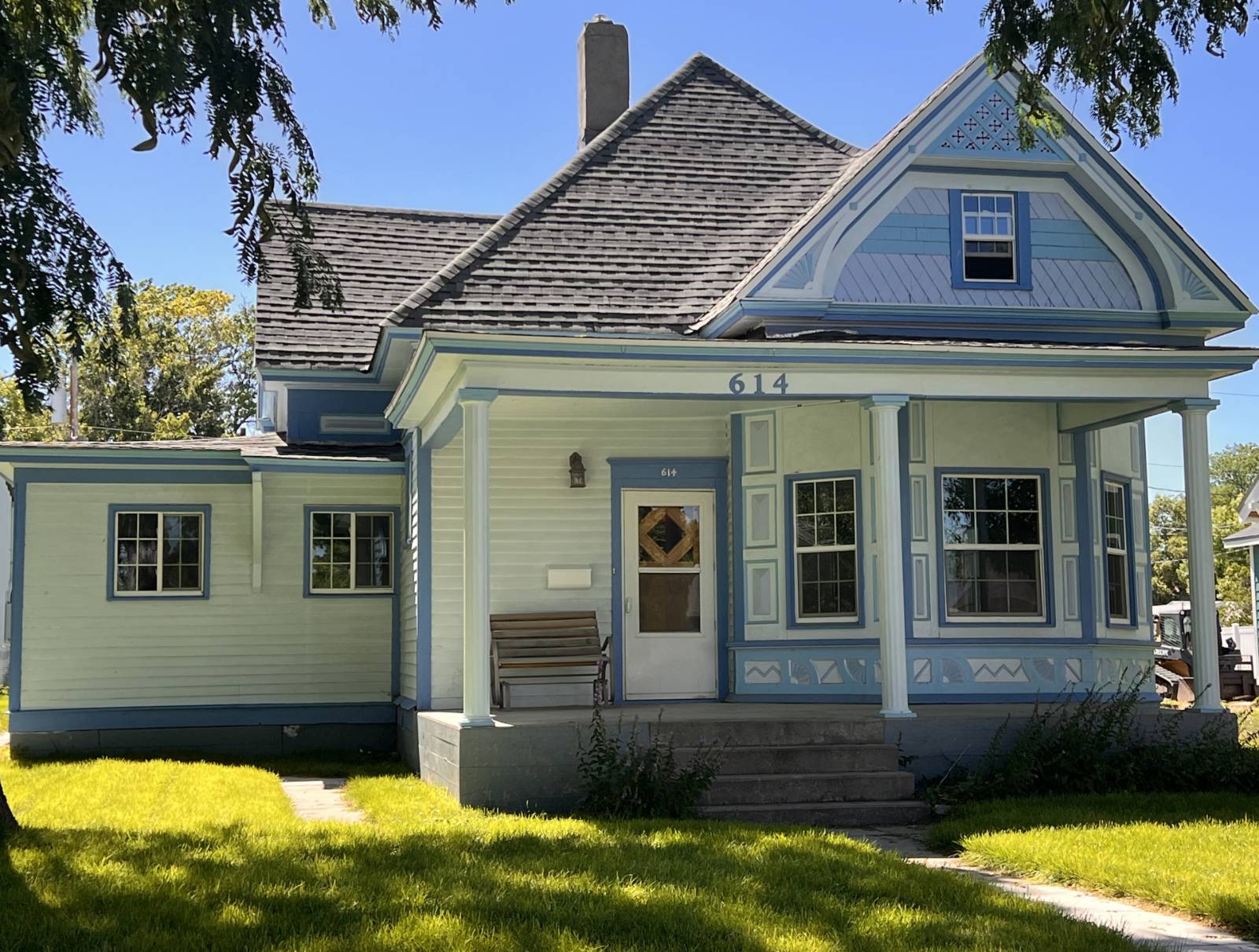 Photo 1 of 25 of home listing at 614 Laramie Ave, Alliance, NE 69301
