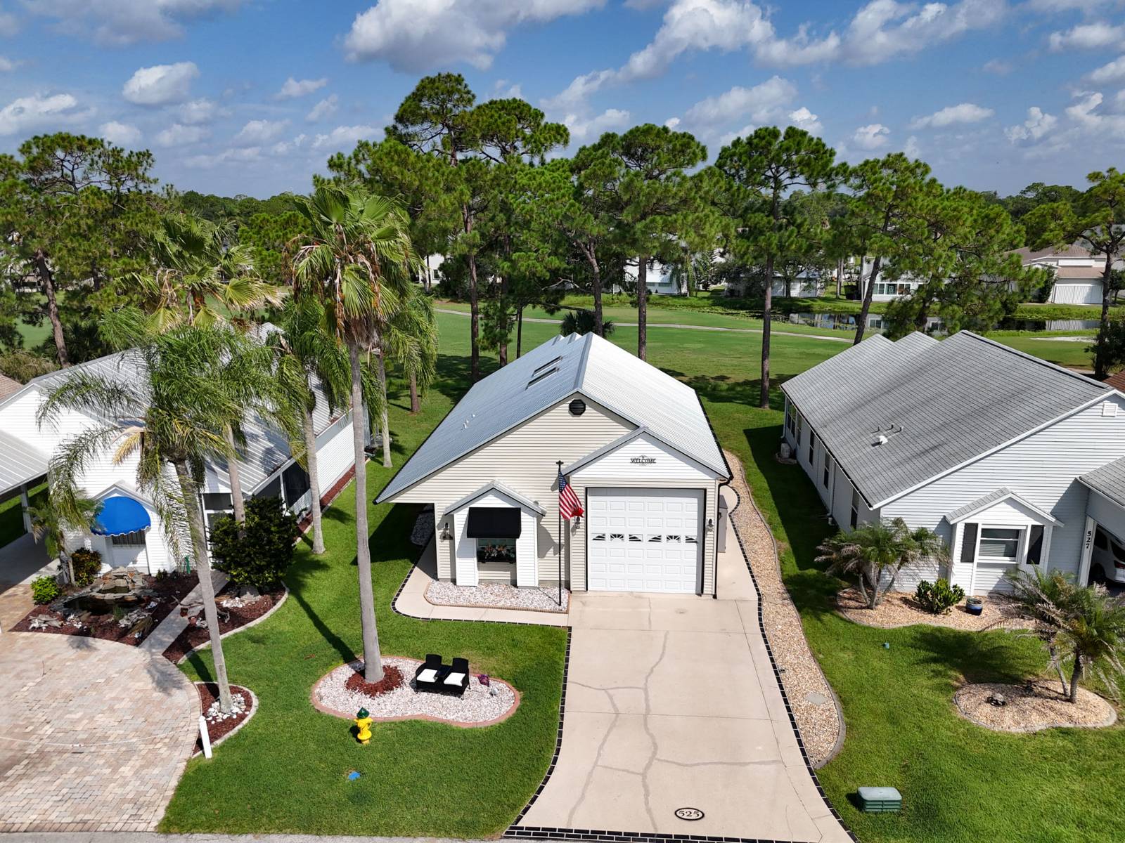 525 Twin Lakes Dr, Titusville, FL 32780