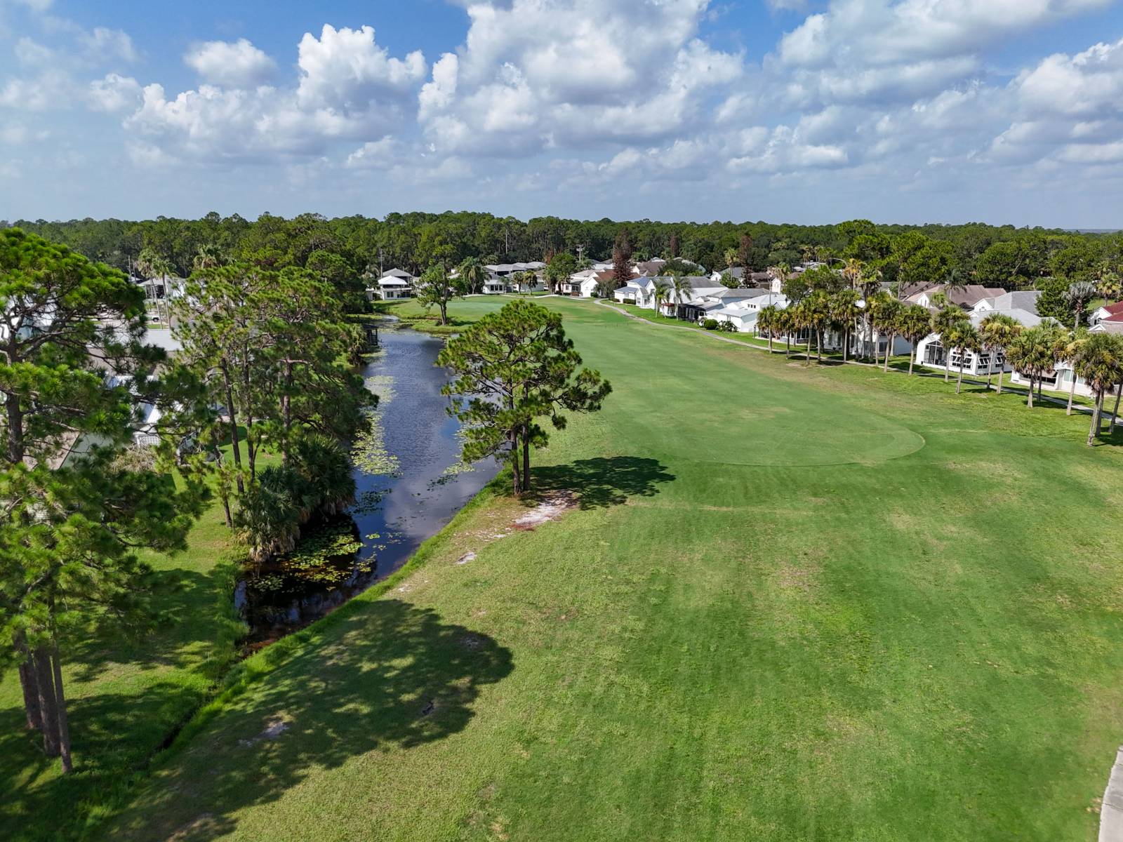 525 Twin Lakes Dr, Titusville, FL 32780