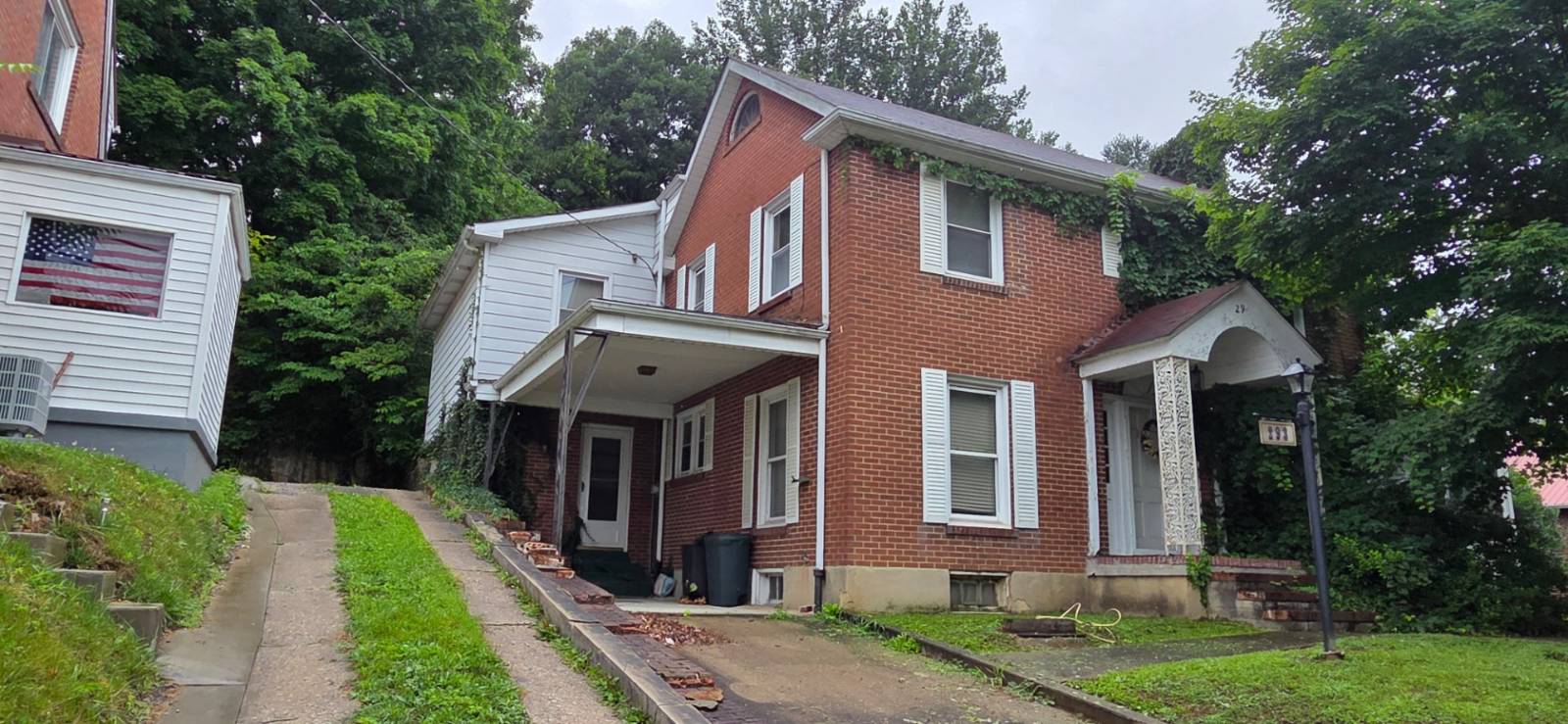 293 MAIN ST
