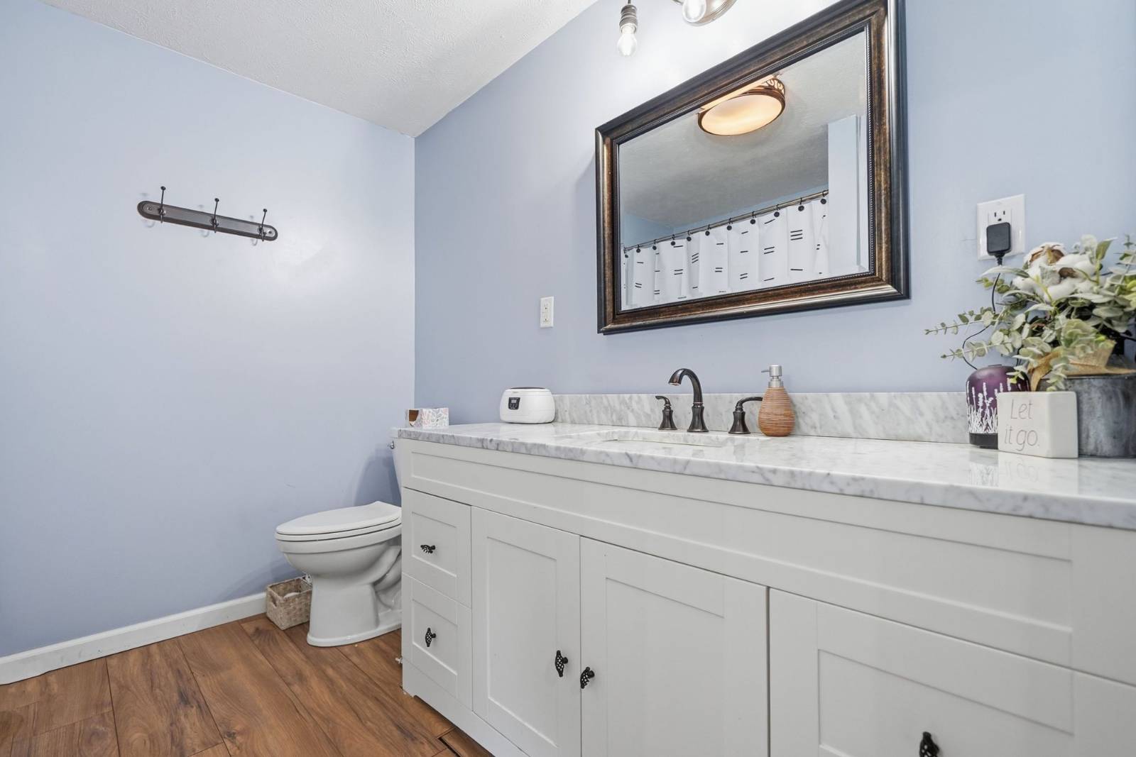Photo 27 of 56 of home listing at 5431 Danbury Rd, Lincoln, NE 68512