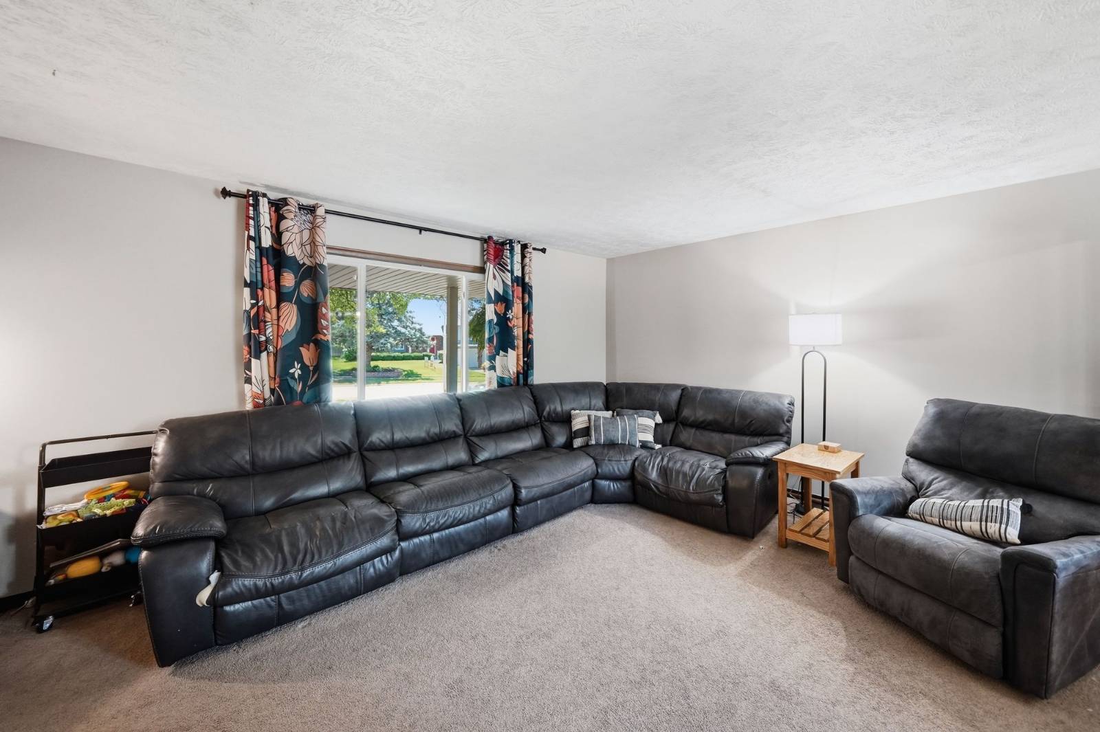 Photo 6 of 56 of home listing at 5431 Danbury Rd, Lincoln, NE 68512