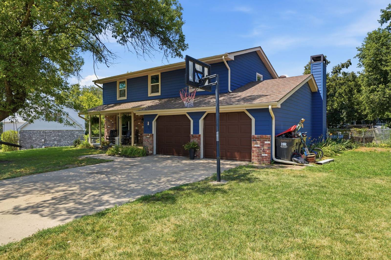 Photo 4 of 56 of home listing at 5431 Danbury Rd, Lincoln, NE 68512