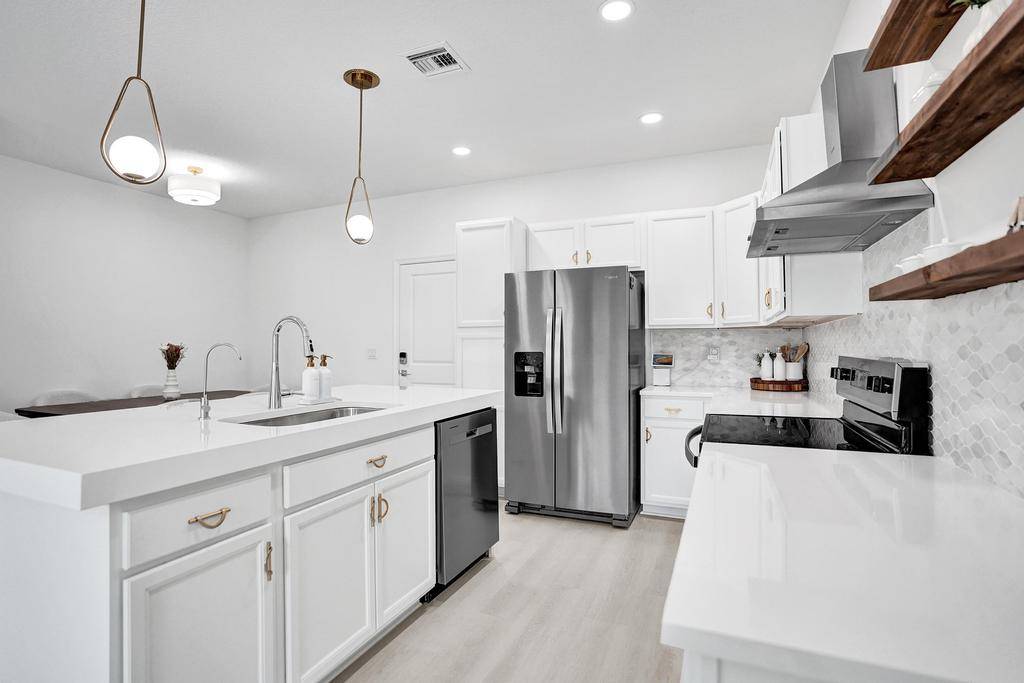 4508 Longwood Lake Sq, Westlake, FL 33470
