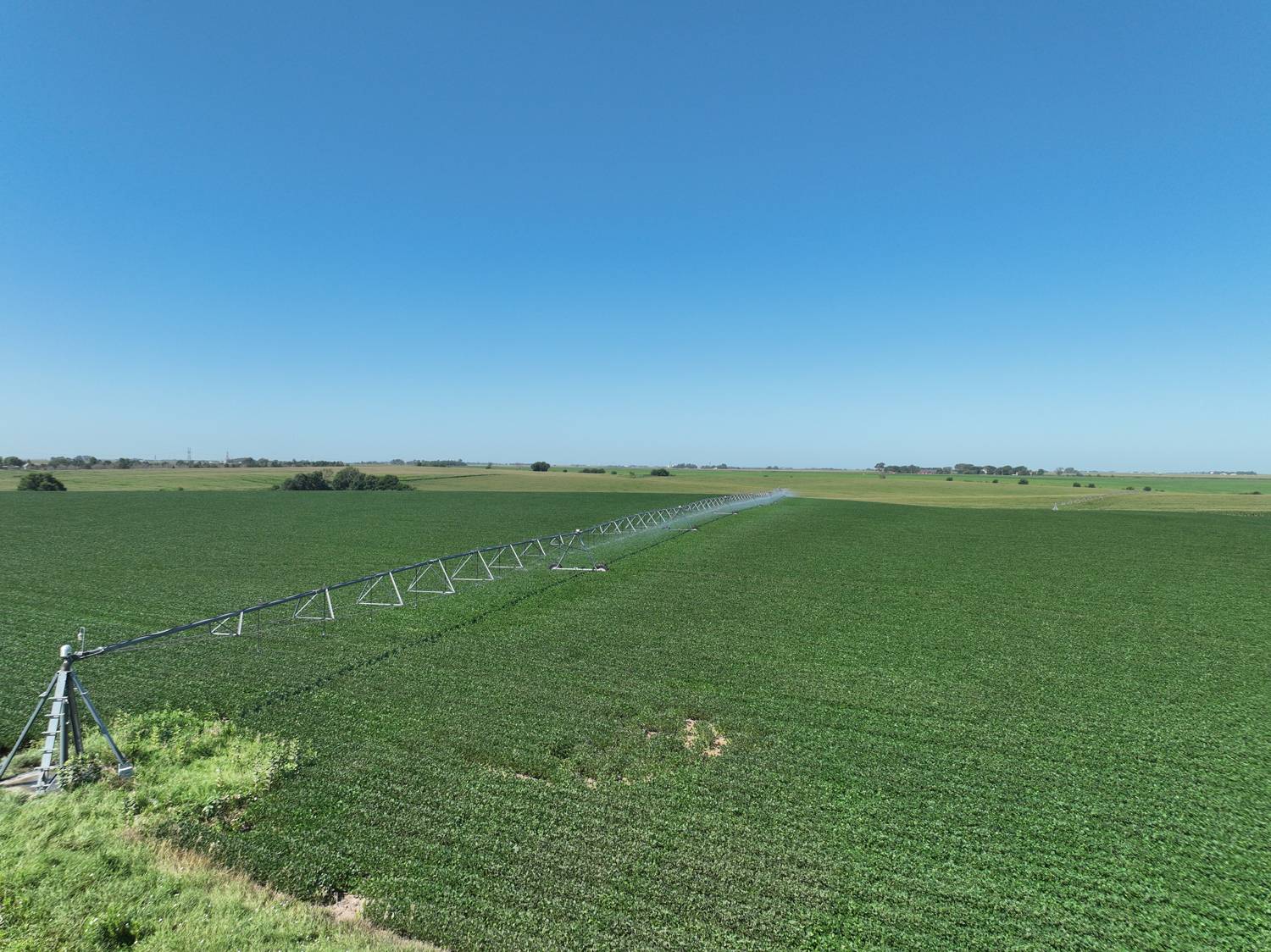 Photo 1 of 25 of land listing at 00 W 11th Rd, Aurora, NE 68818