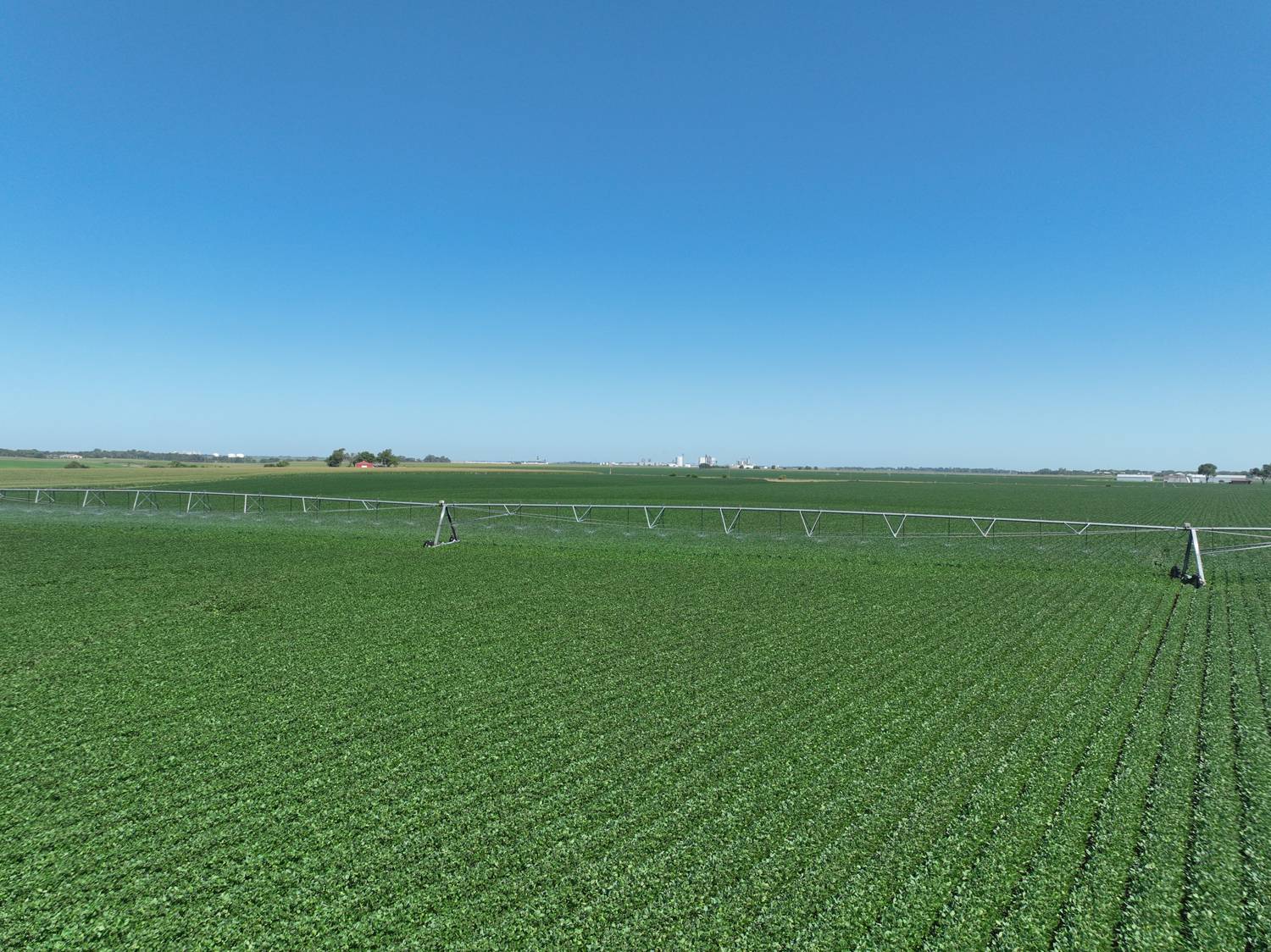 Photo 9 of 25 of land listing at 00 W 11th Rd, Aurora, NE 68818