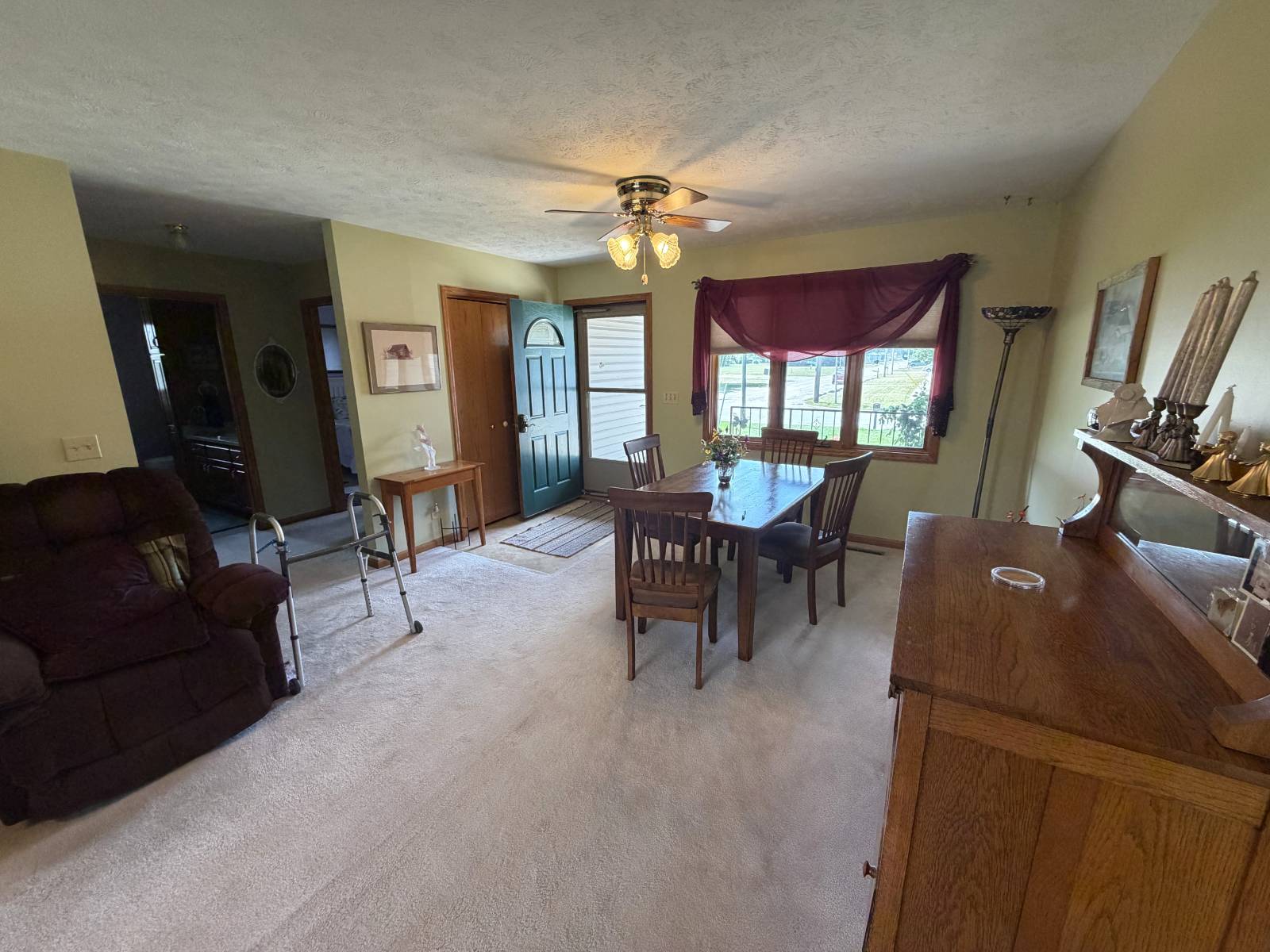 Photo 12 of 26 of home listing at 606 W 18th ST, Schuyler, NE 68661