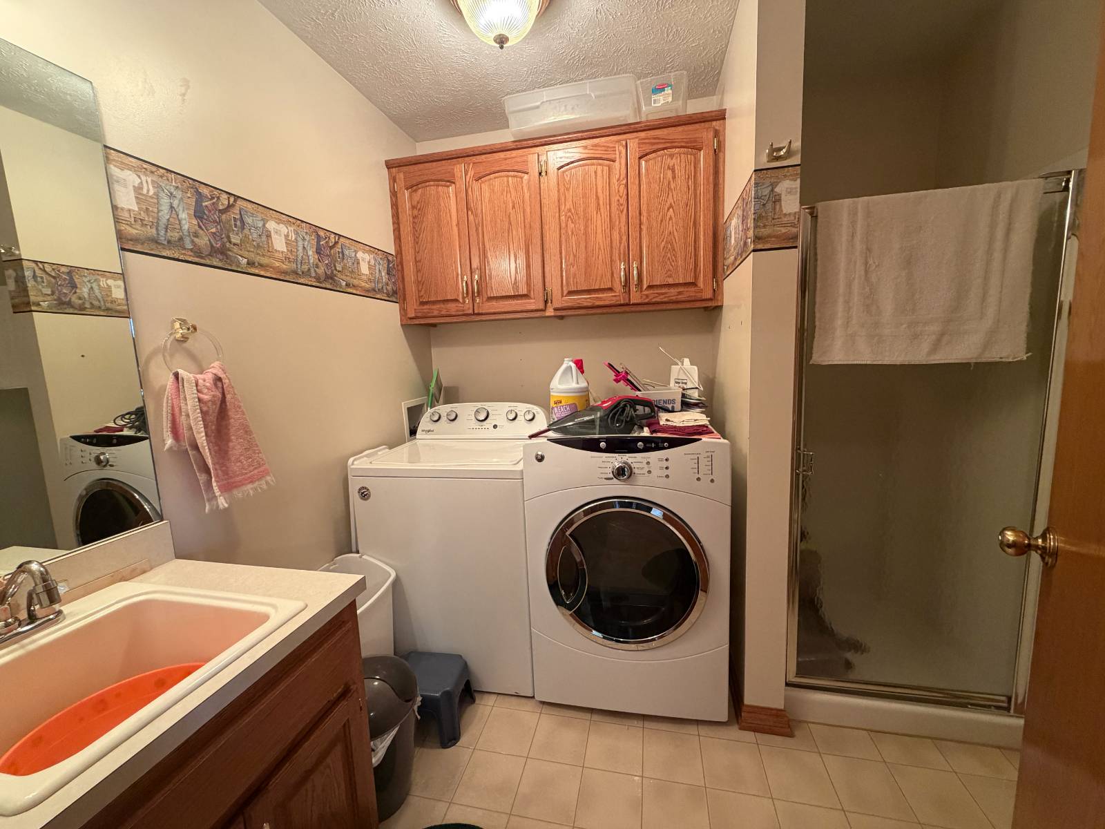 Photo 13 of 26 of home listing at 606 W 18th ST, Schuyler, NE 68661