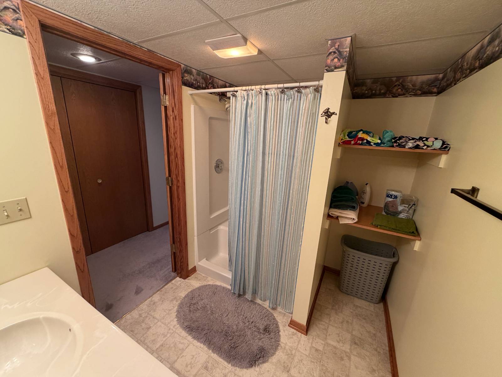 Photo 17 of 26 of home listing at 606 W 18th ST, Schuyler, NE 68661