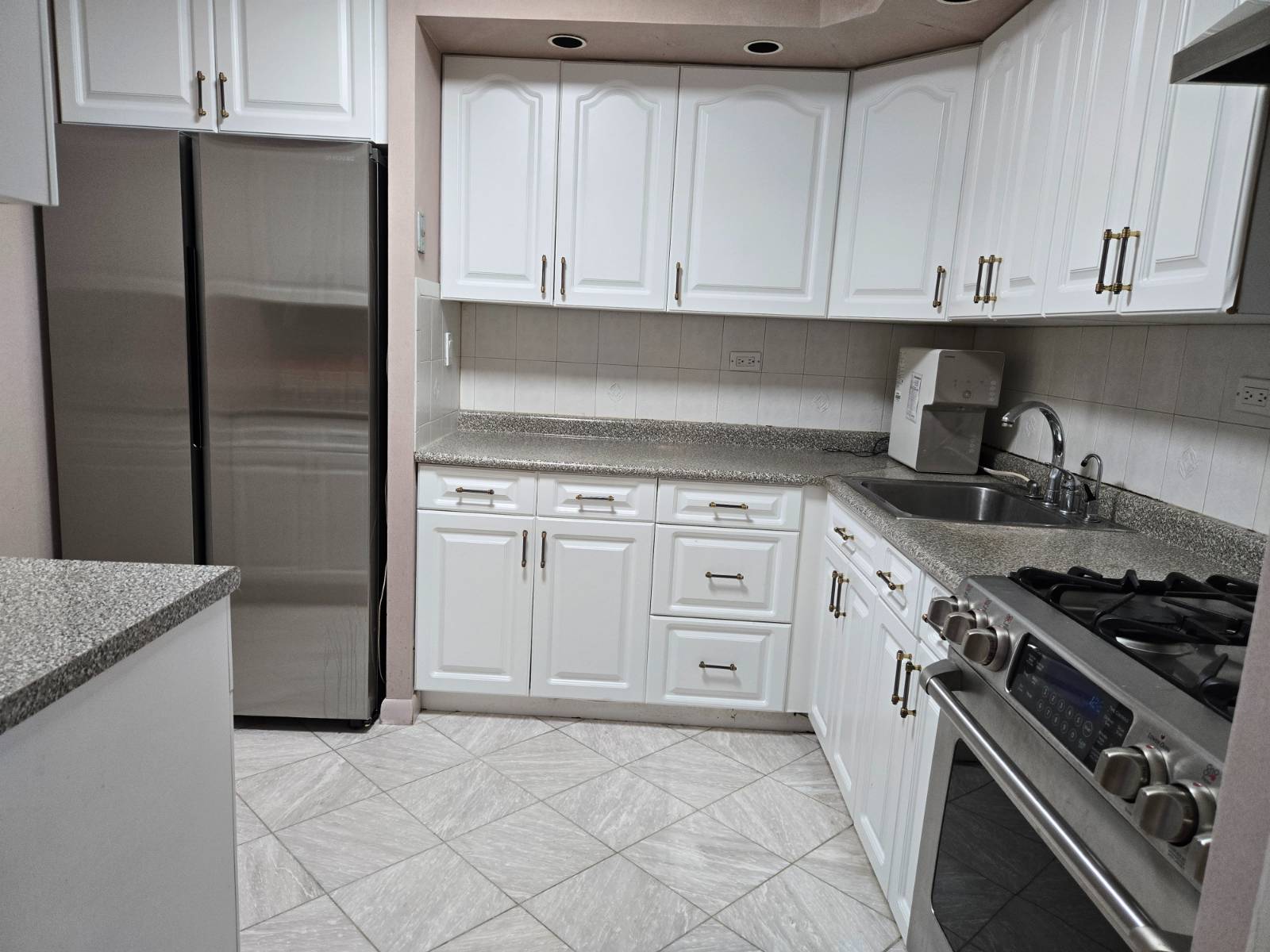 2 Bayclub Dr, #14B