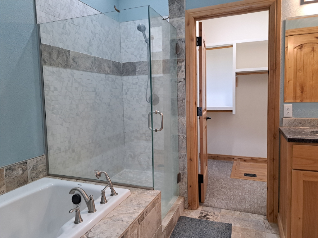 Photo 18 of 25 of home listing at 1030 Centennial Drive, Chadron, NE 69337