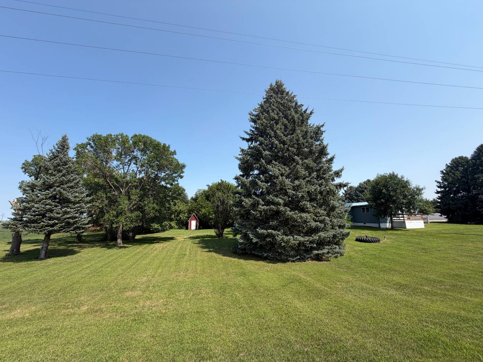 Photo 13 of 46 of home listing at 43055 Foxtail Road, Ainsworth, NE 69210