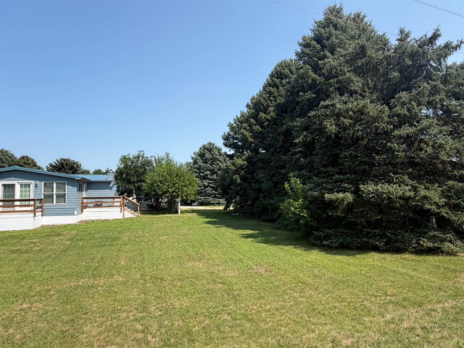 Photo 17 of 46 of home listing at 43055 Foxtail Road, Ainsworth, NE 69210