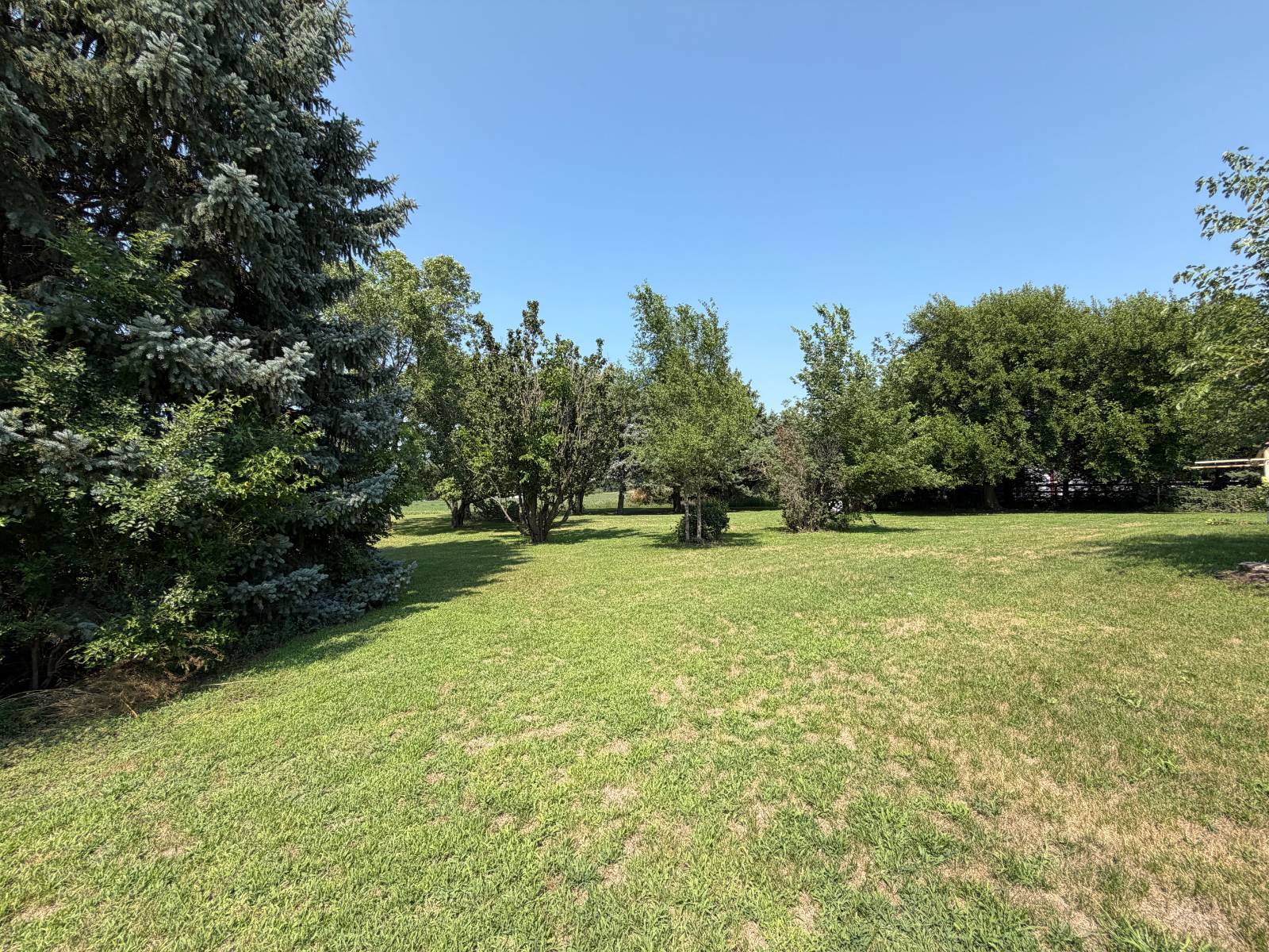 Photo 9 of 46 of home listing at 43055 Foxtail Road, Ainsworth, NE 69210