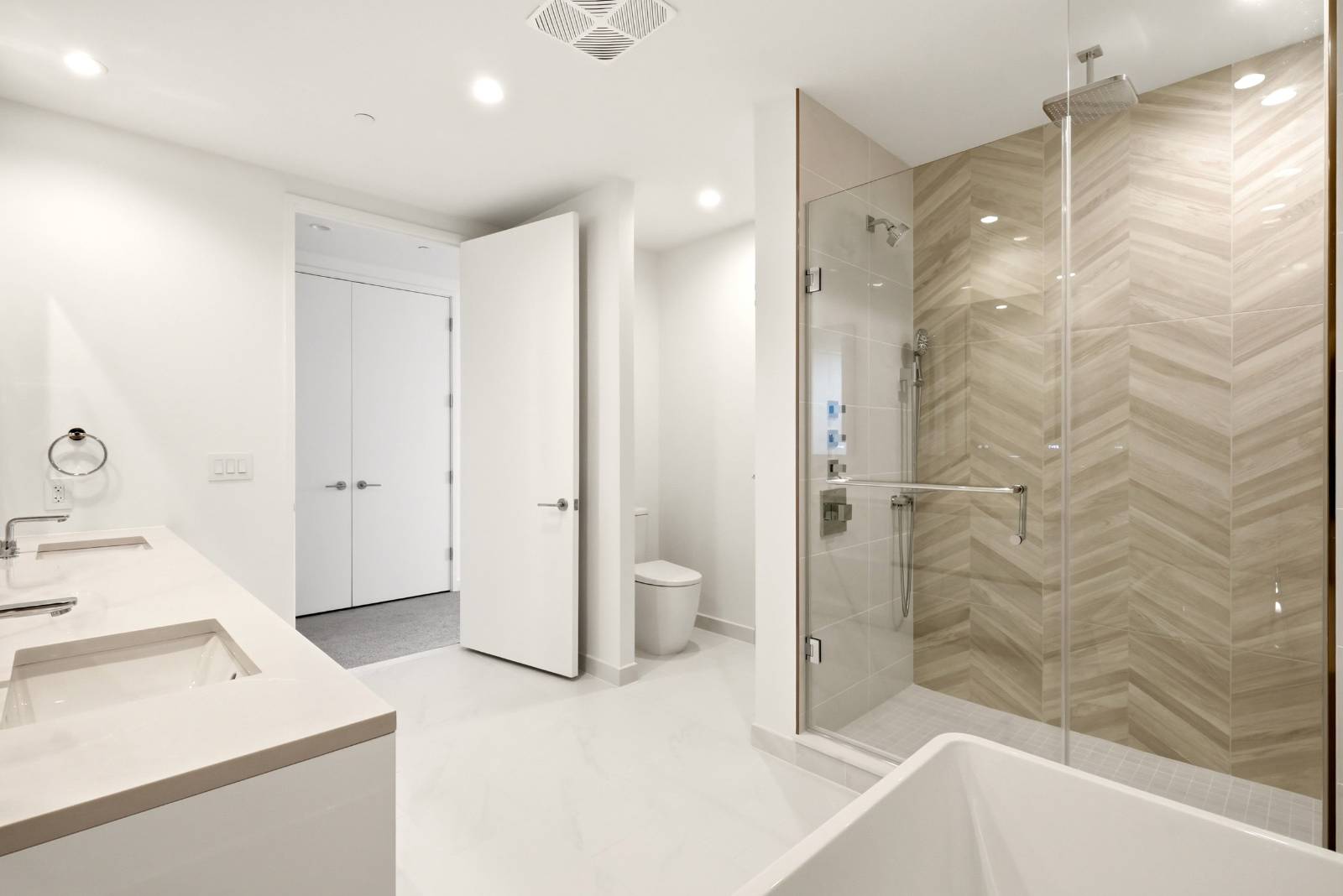 400 Central, #407, St Petersburg, FL 33701
