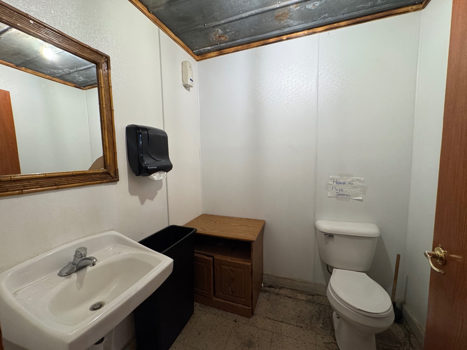 Photo 13 of 21 of commercial property listing at 152 N Main St, Valentine, NE 69201