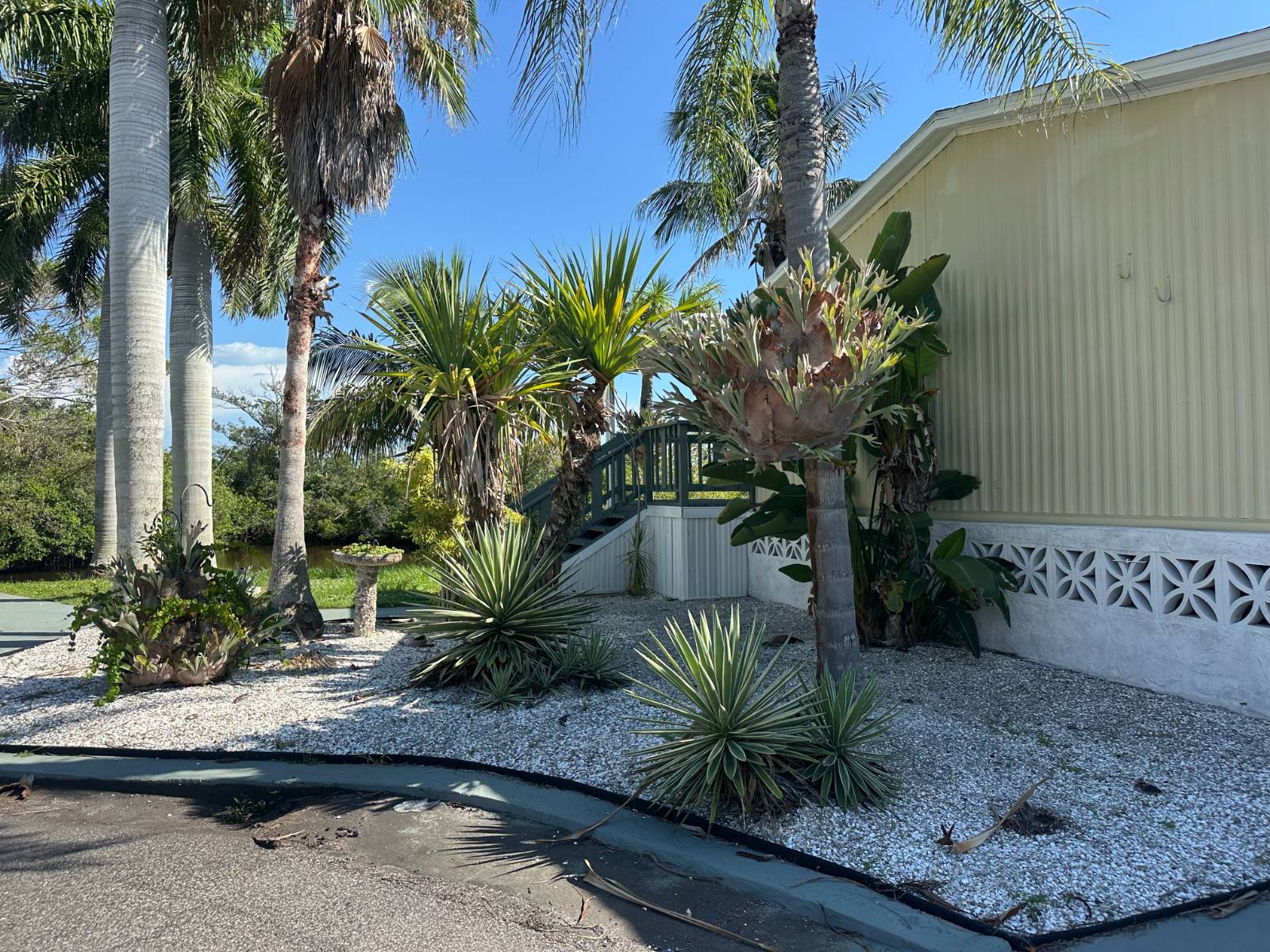408 Hatchett Creek Rd, Venice, FL 34285