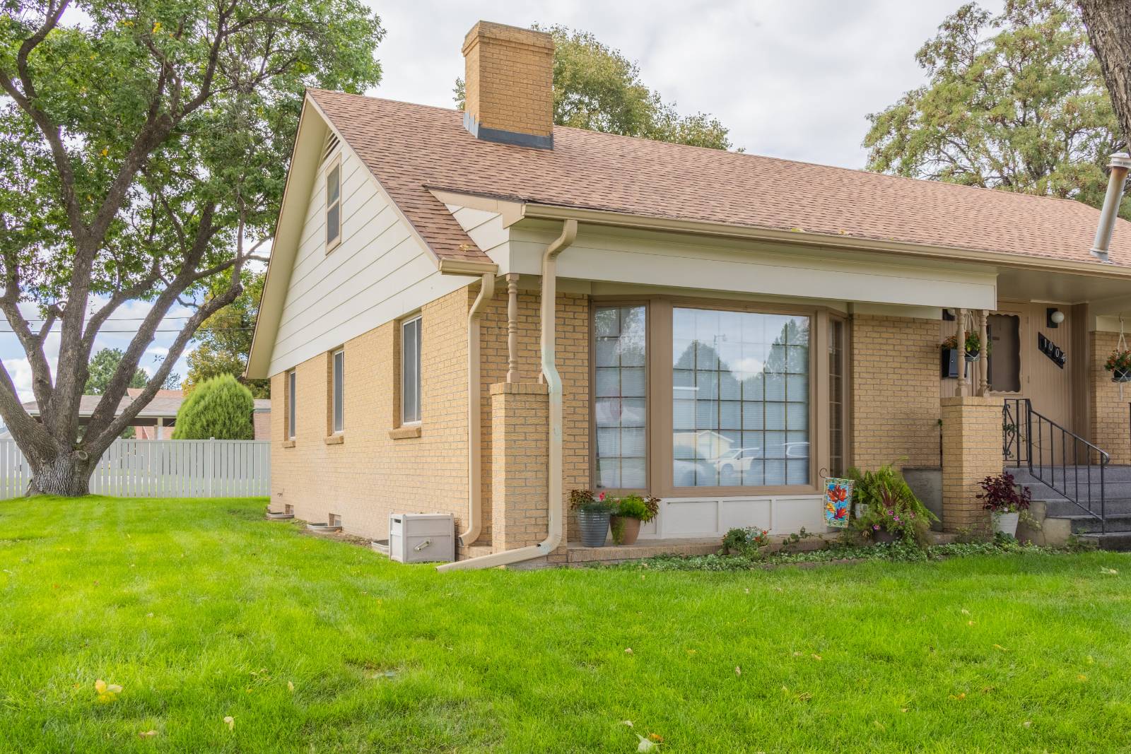 Photo 2 of 60 of home listing at 1004 Dakota, Alliance, NE 69301