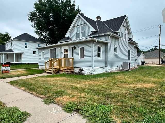 Photo 2 of 44 of home listing at 1919 L Street, Ord, NE 68862