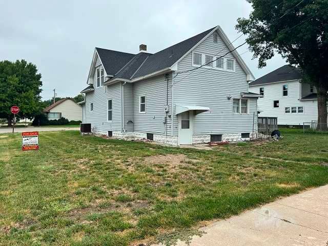 Photo 11 of 44 of home listing at 1919 L Street, Ord, NE 68862