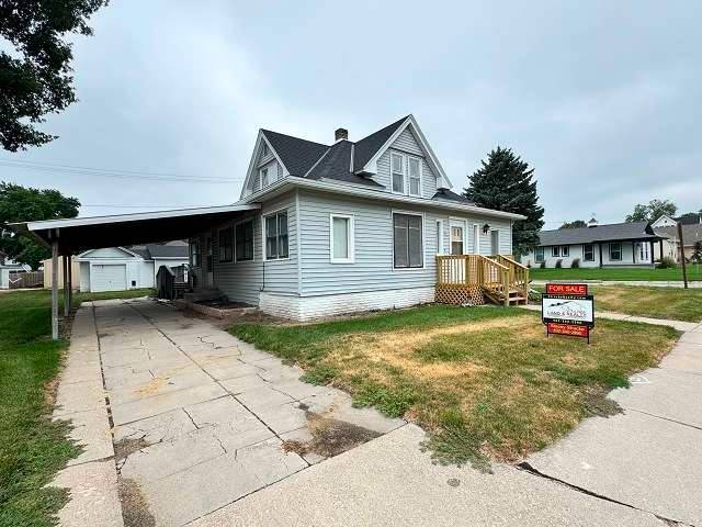 Photo 3 of 44 of home listing at 1919 L Street, Ord, NE 68862