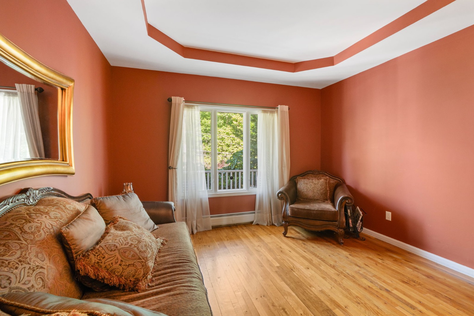 38 Bayview Ave