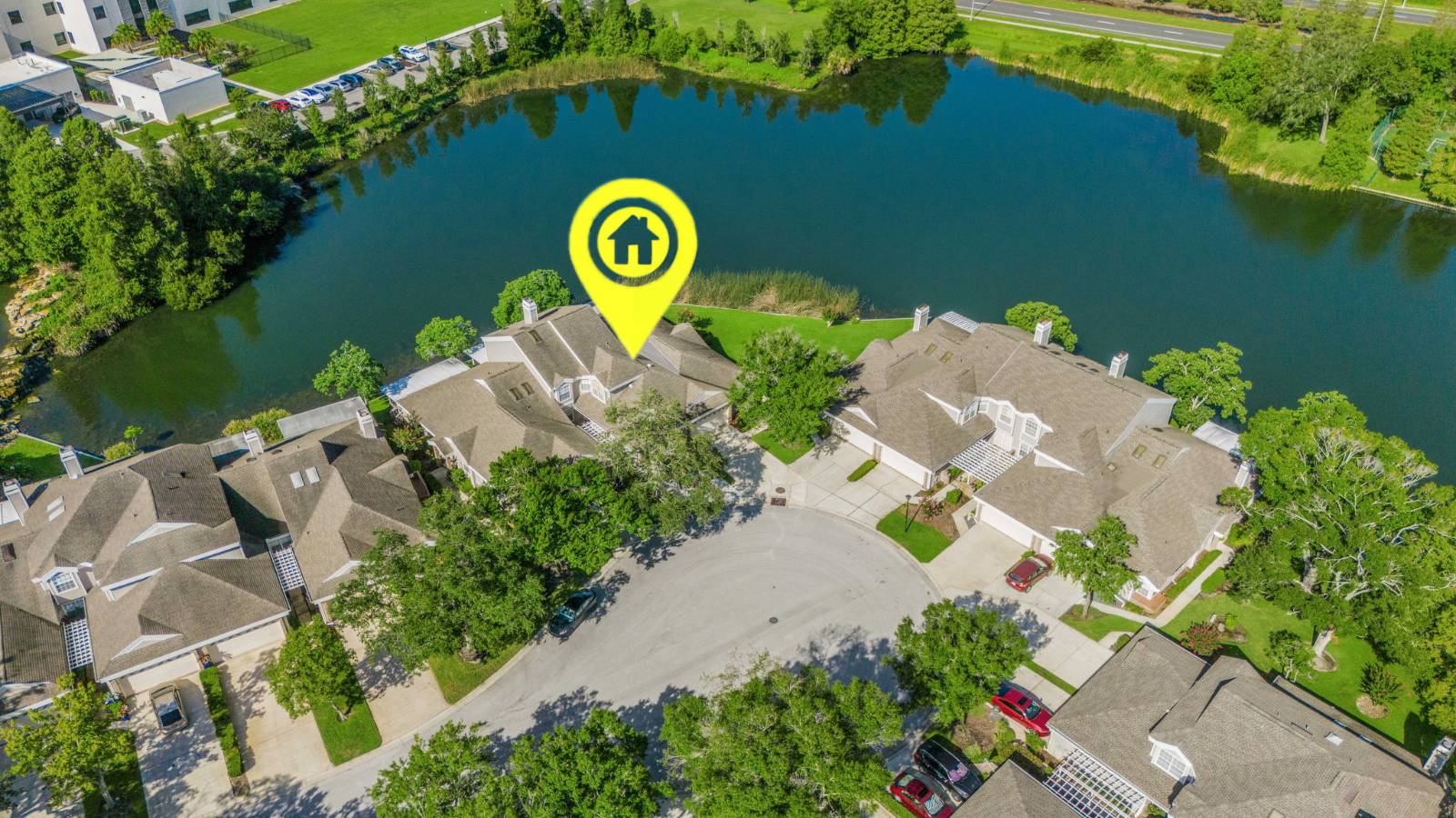 1154 Waterfall Ln, Lakeland, FL 33803