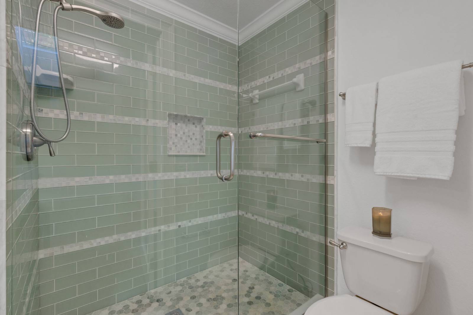 1154 Waterfall Ln, Lakeland, FL 33803