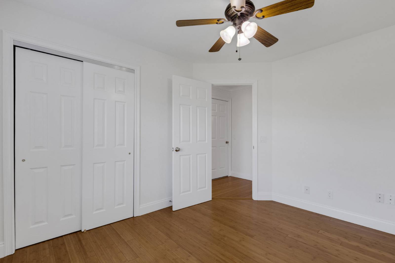 1154 Waterfall Ln, Lakeland, FL 33803