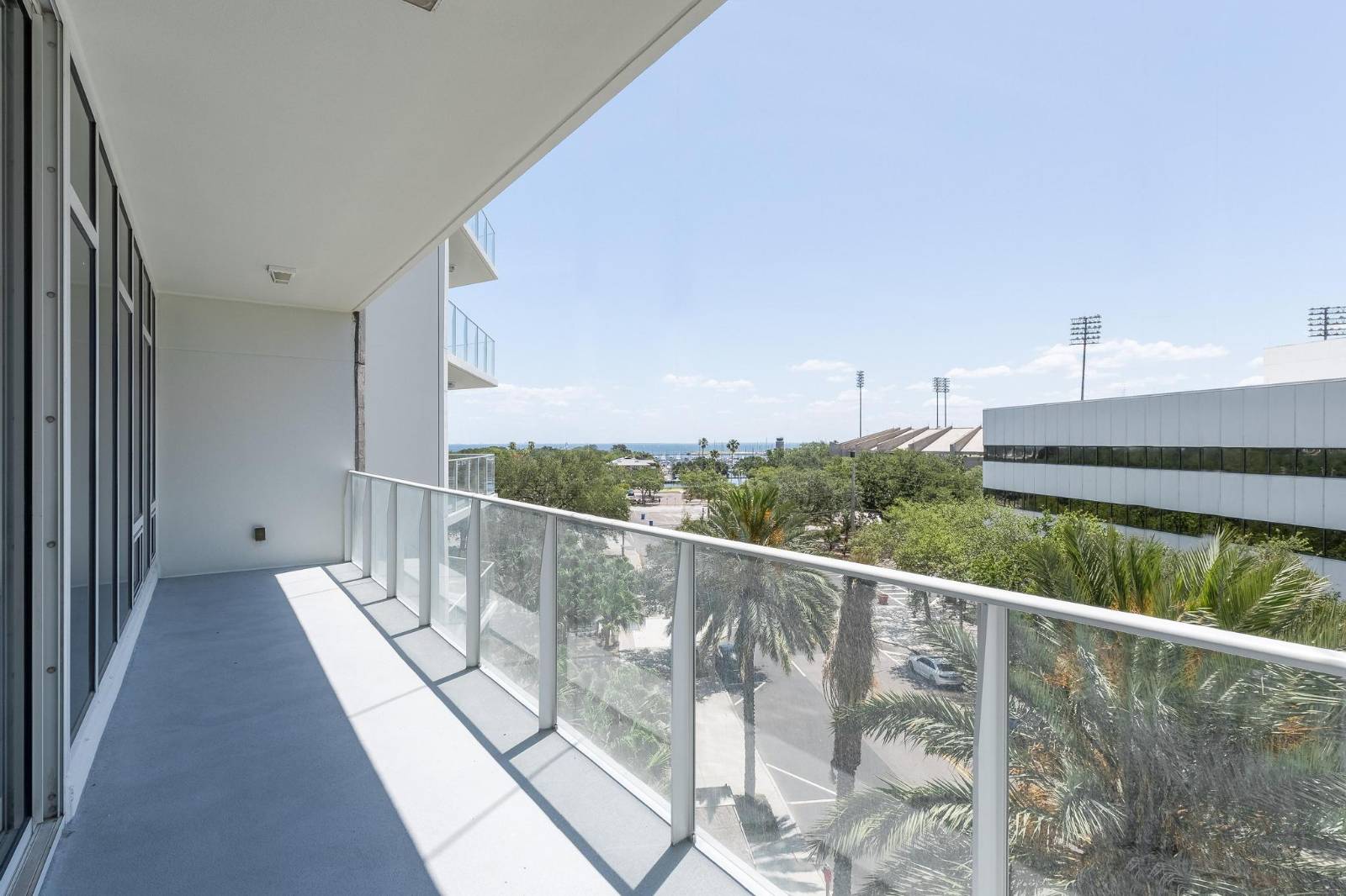 175 1st S St, #504, Saint Petersburg, FL 33701