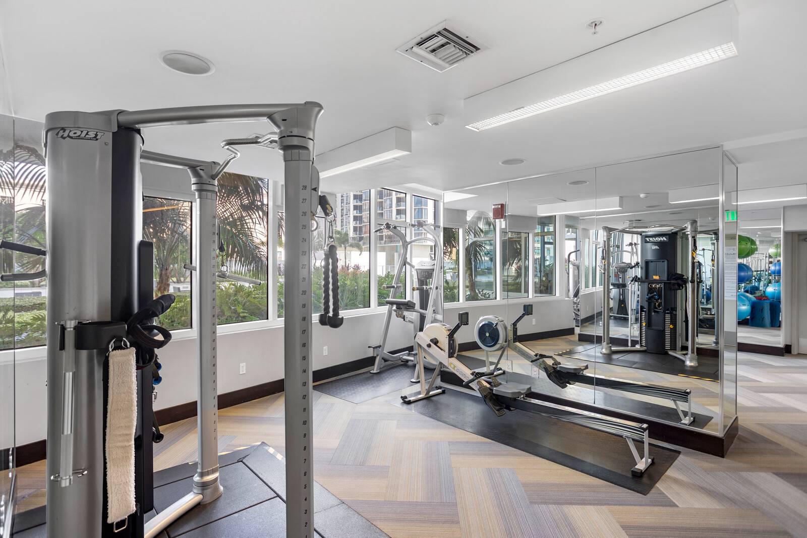 175 1st S St, #504, Saint Petersburg, FL 33701