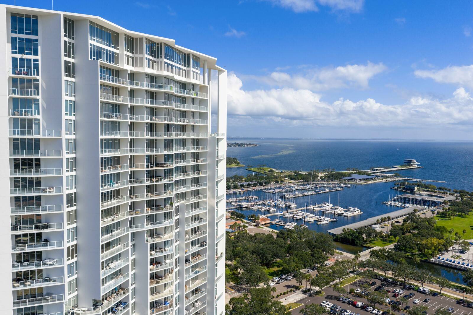 175 1st S St, #504, Saint Petersburg, FL 33701