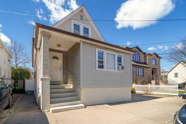Photo of 80 Labau Ave, Staten Island, NY 10301