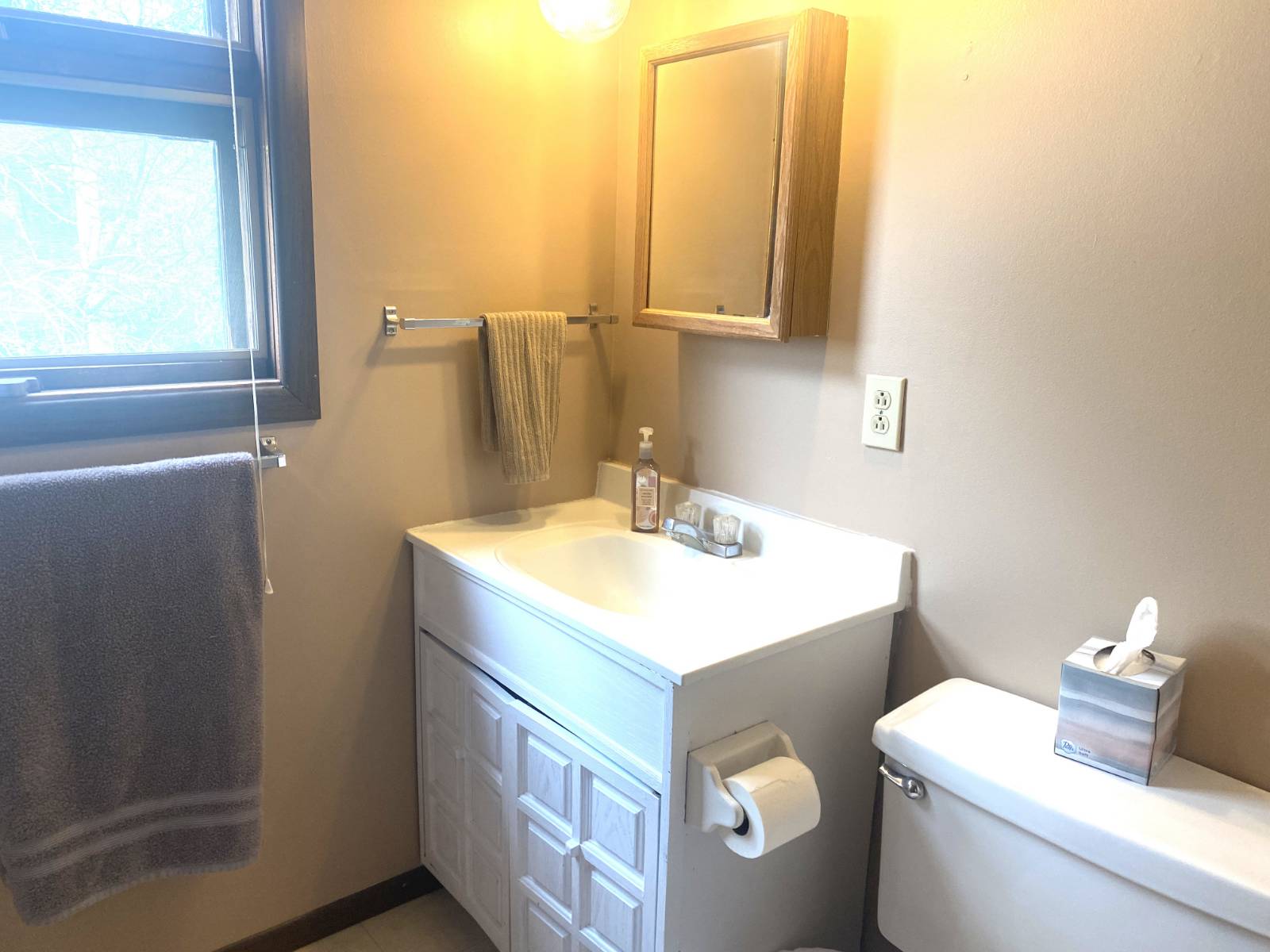 Photo 20 of 30 of home listing at 1048 S 5th Ave, Broken Bow, NE 68822