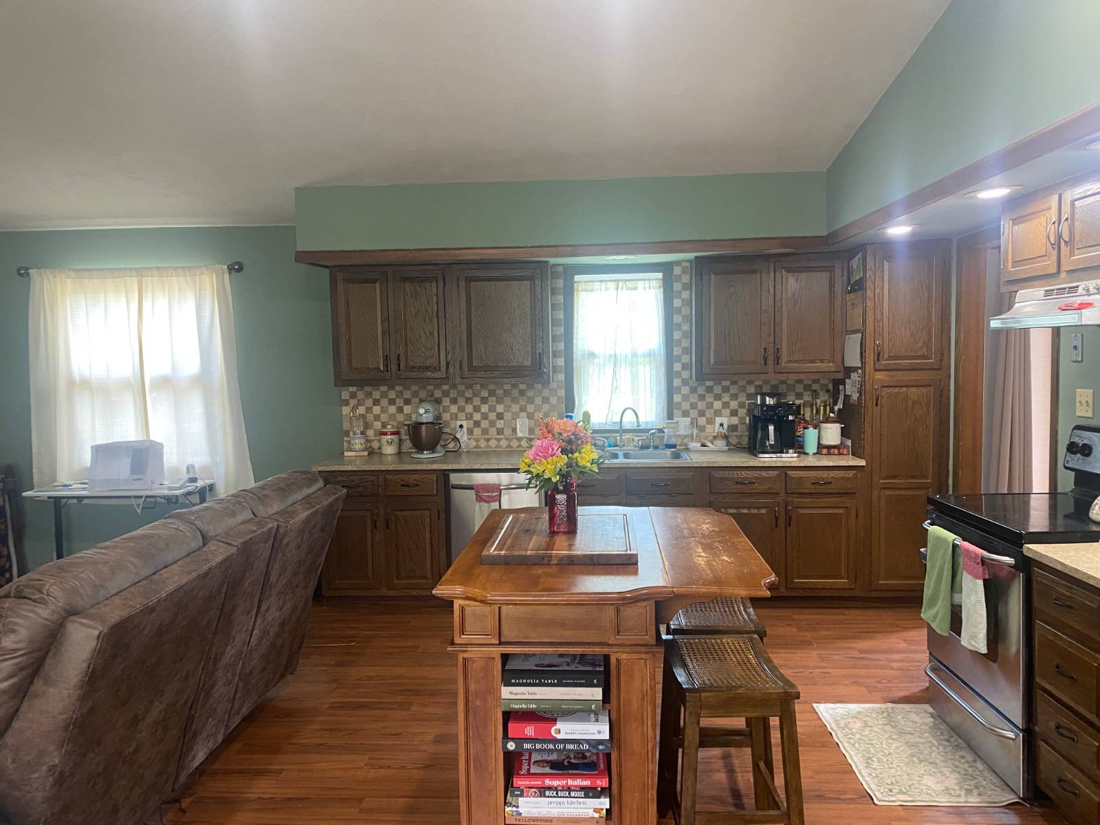 Photo 6 of 30 of home listing at 1048 S 5th Ave, Broken Bow, NE 68822