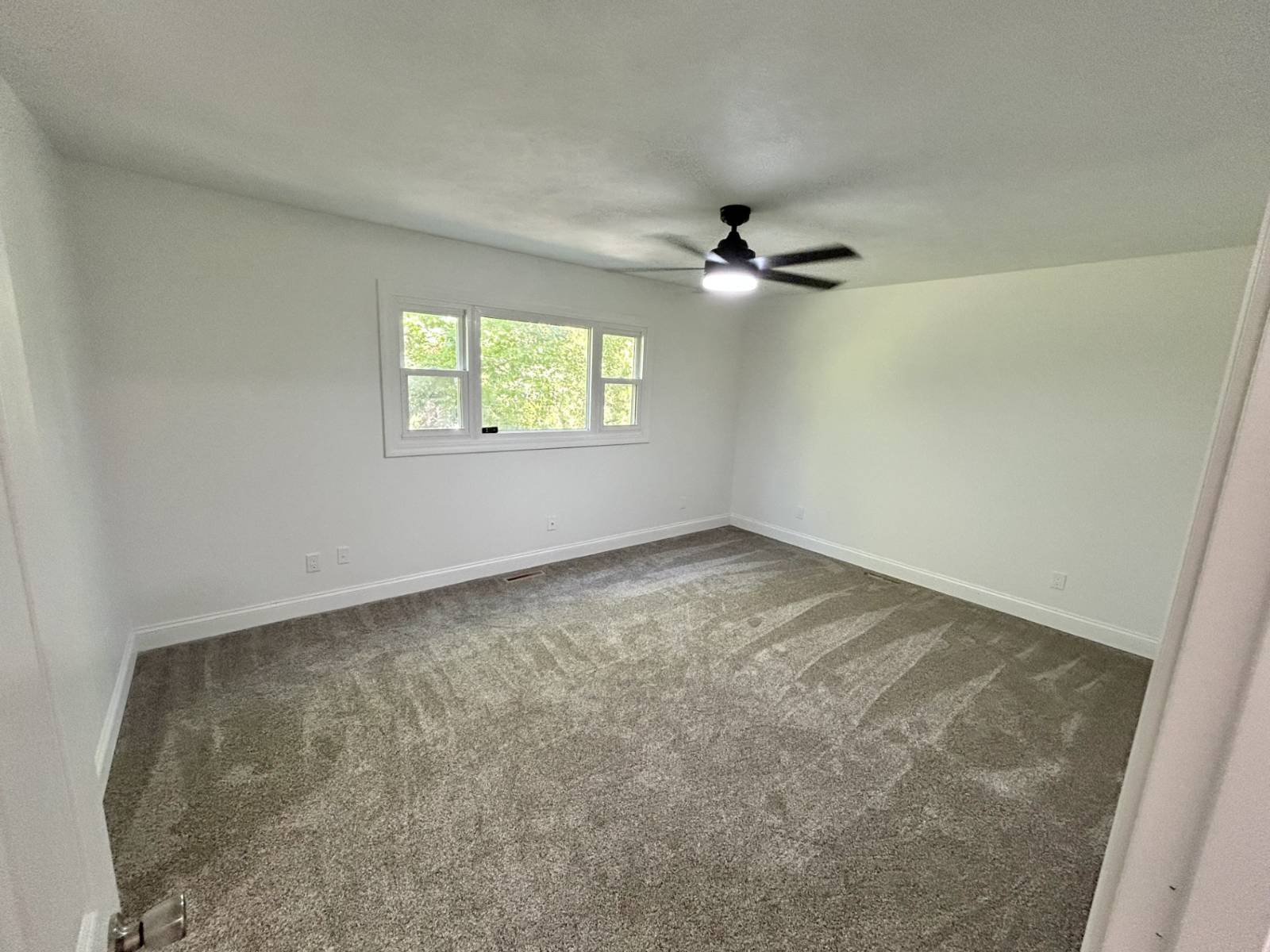 Photo 13 of 26 of home listing at 104 G St, Neligh, NE 68756