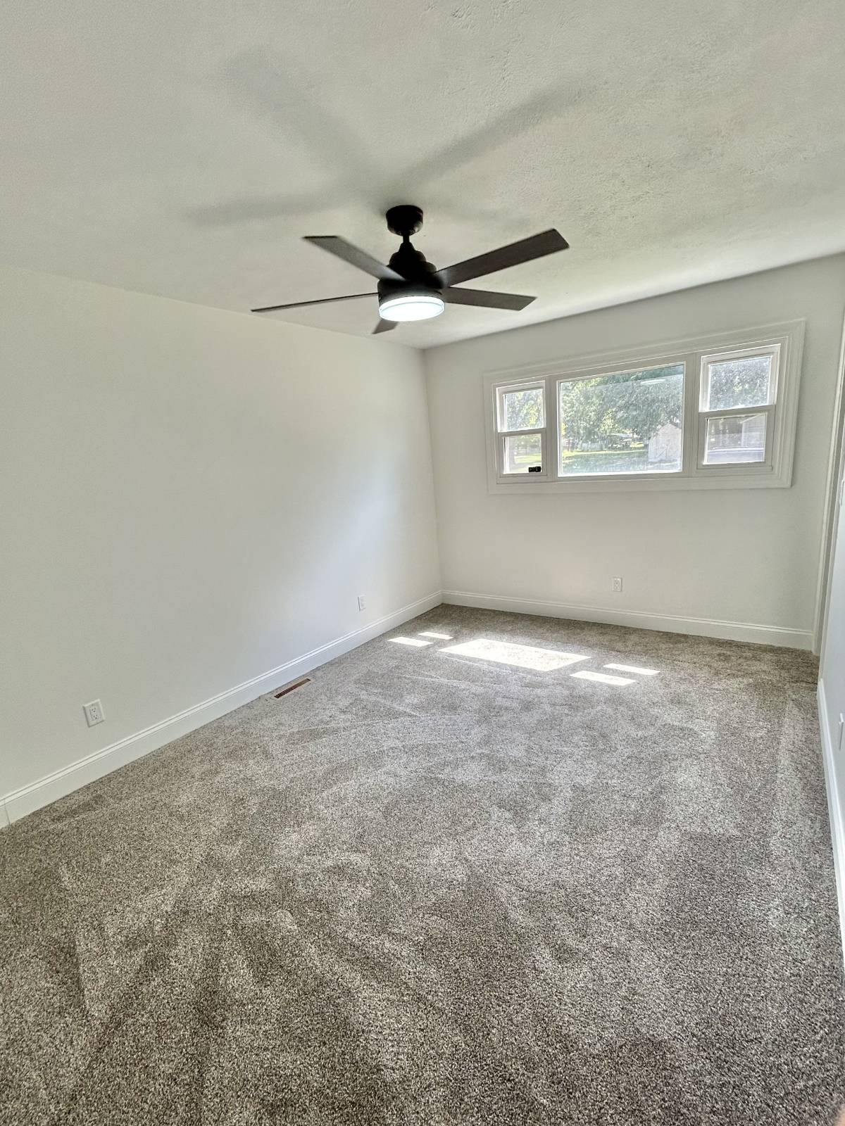 Photo 12 of 26 of home listing at 104 G St, Neligh, NE 68756
