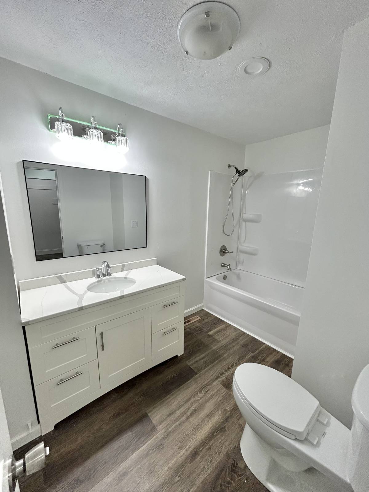 Photo 15 of 26 of home listing at 104 G St, Neligh, NE 68756